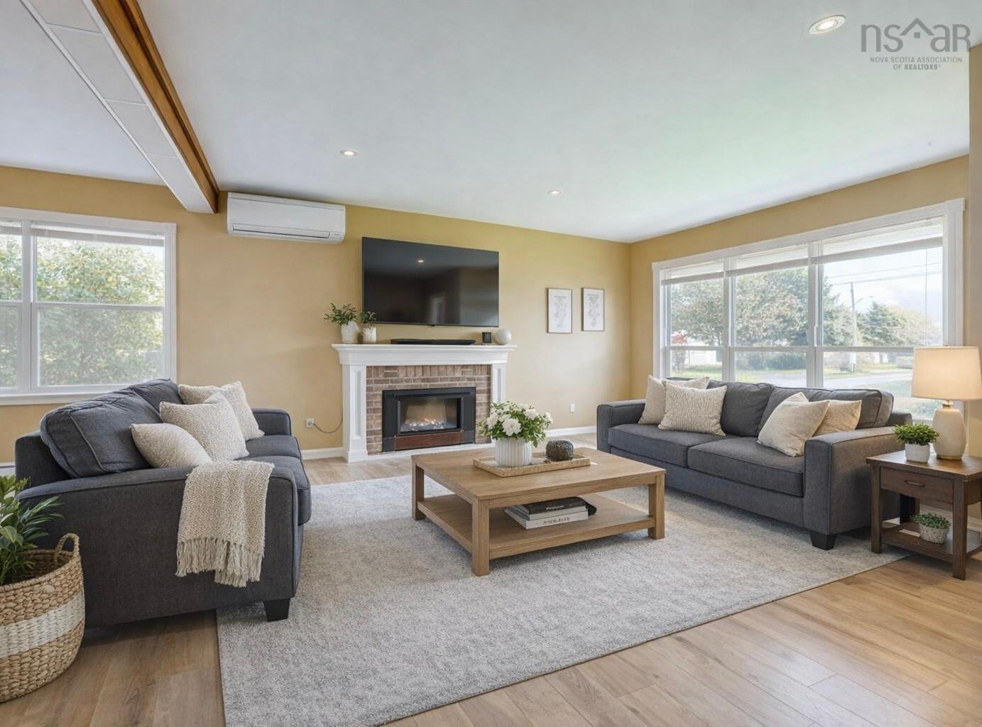 $479,000.00: 98 McLean Street, Truro