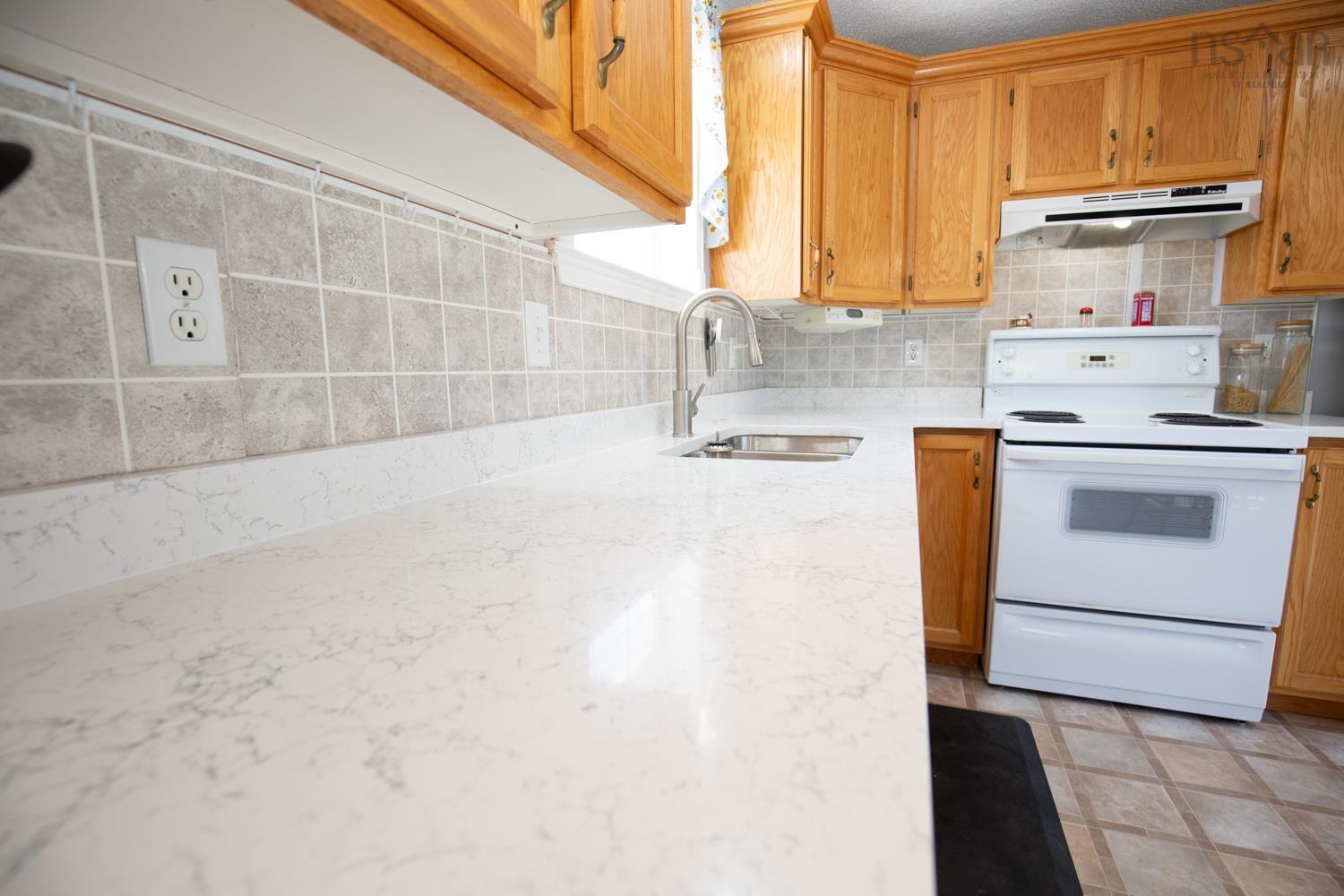 $345,000.00: 33 DRESDEN Way, Debert