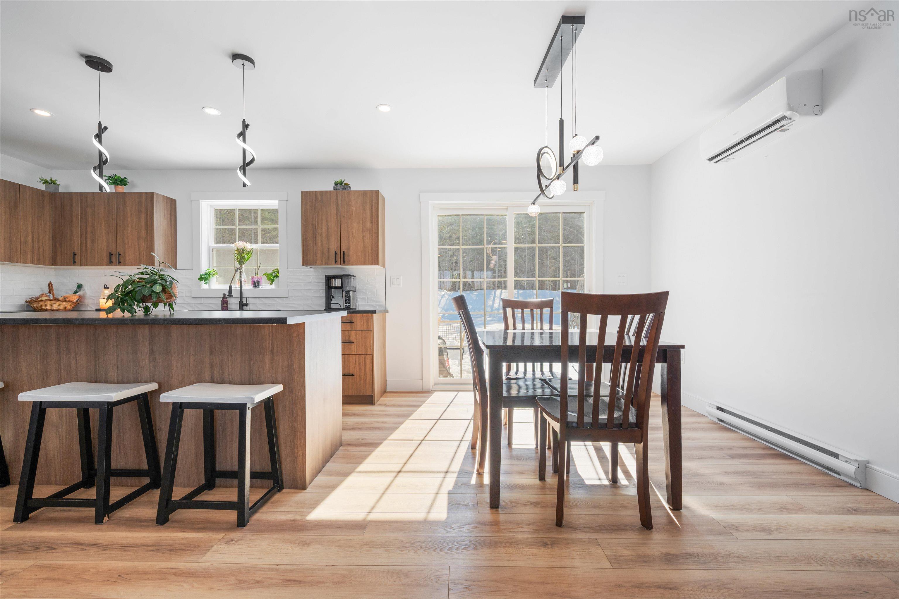 $575,000.00: 420 Lays Lake Road, Meaghers Grant