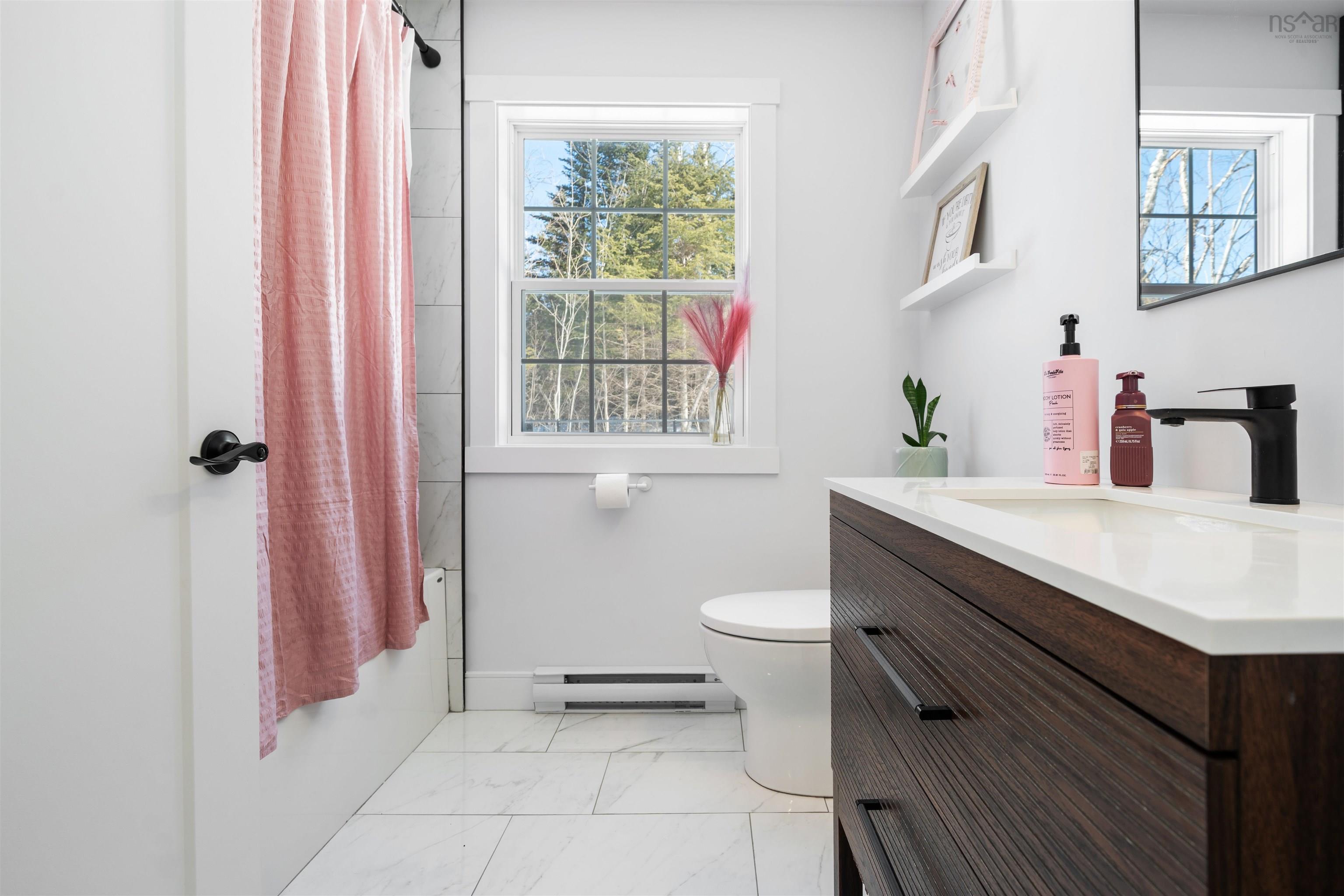 $575,000.00: 420 Lays Lake Road, Meaghers Grant