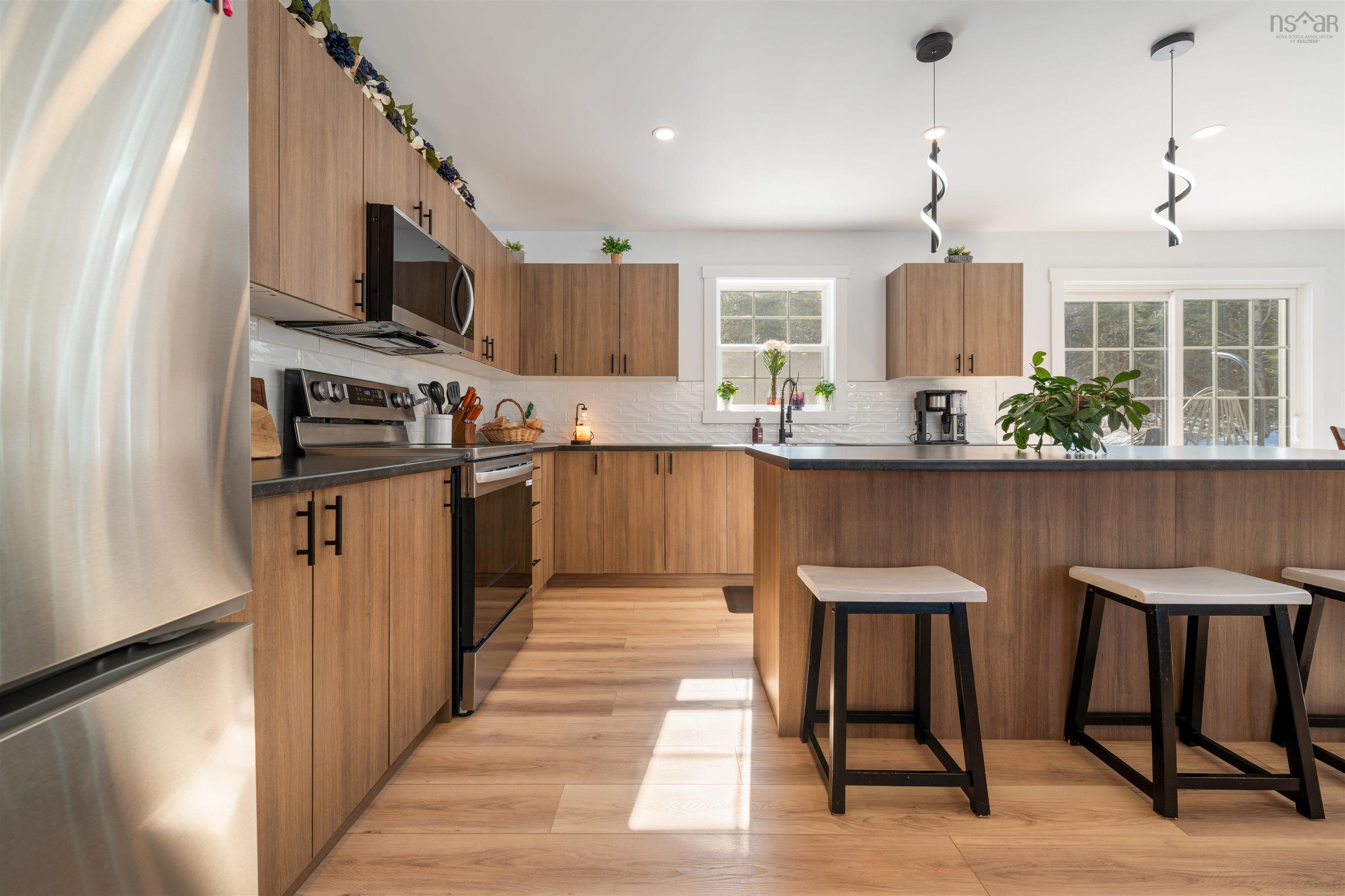 $575,000.00: 420 Lays Lake Road, Meaghers Grant