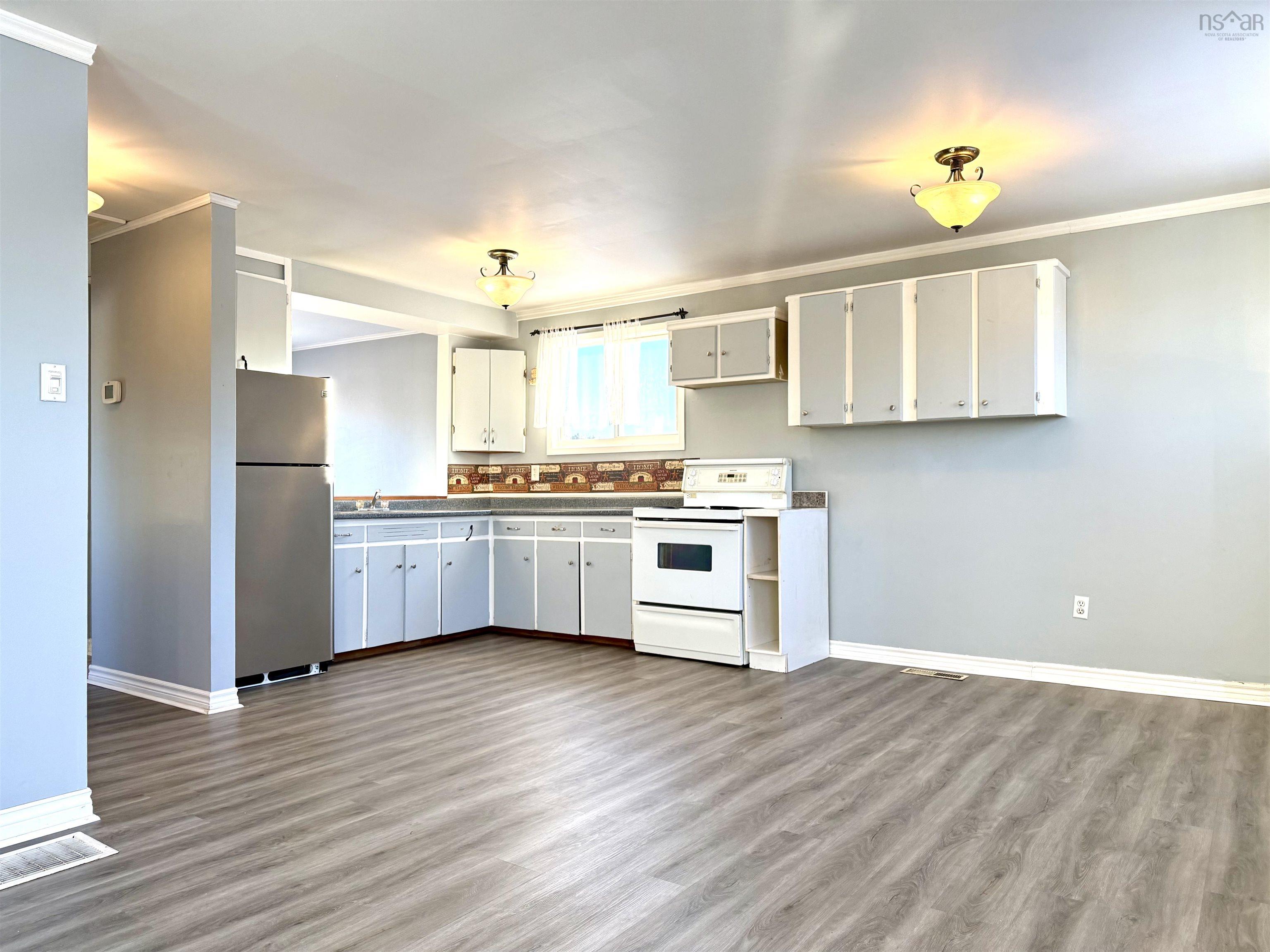 $249,900.00: 20 Dickey Street, Amherst