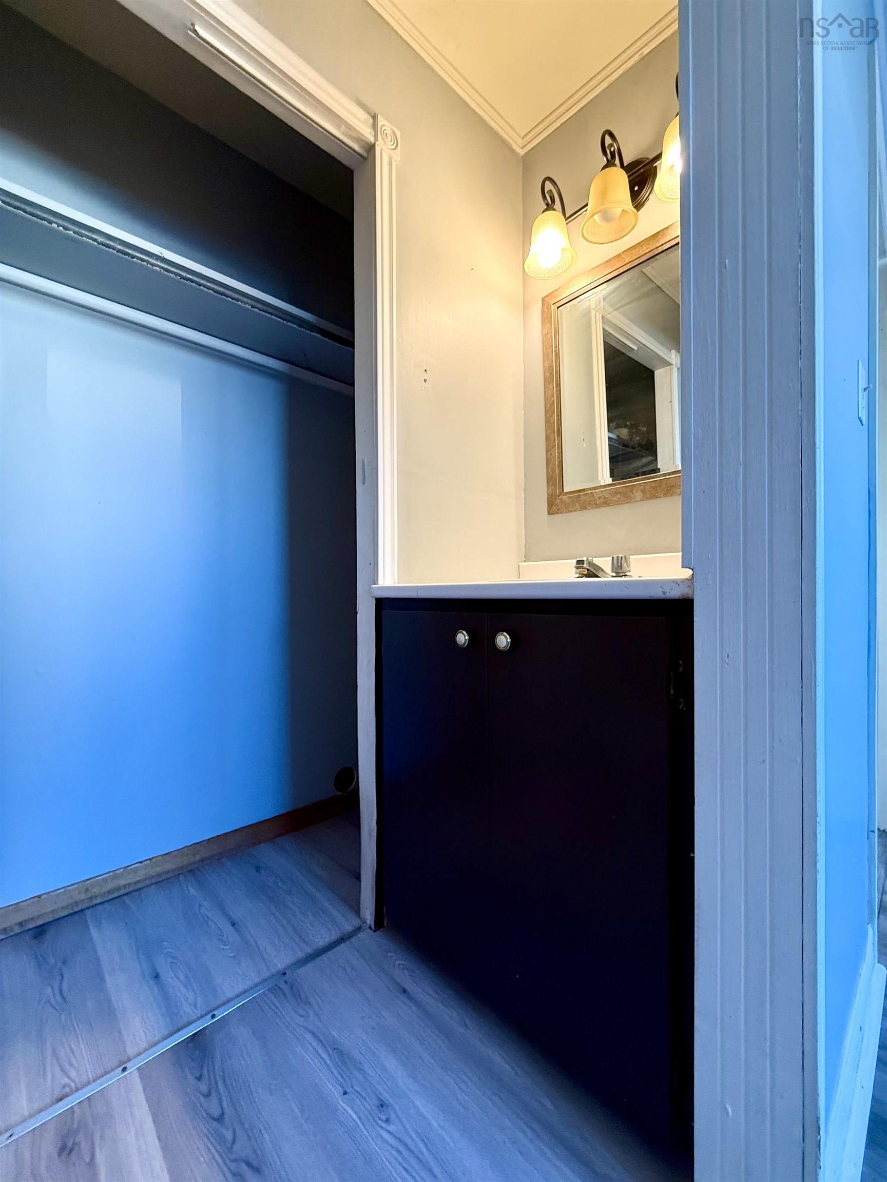 $249,900.00: 20 Dickey Street, Amherst