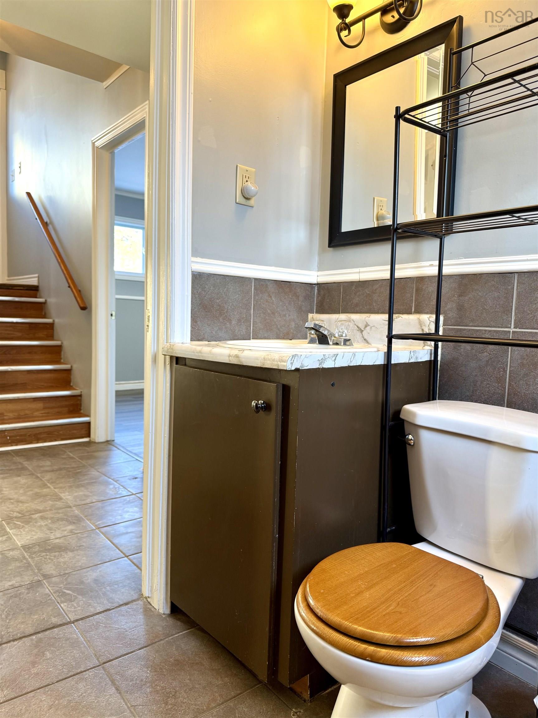 $249,900.00: 20 Dickey Street, Amherst