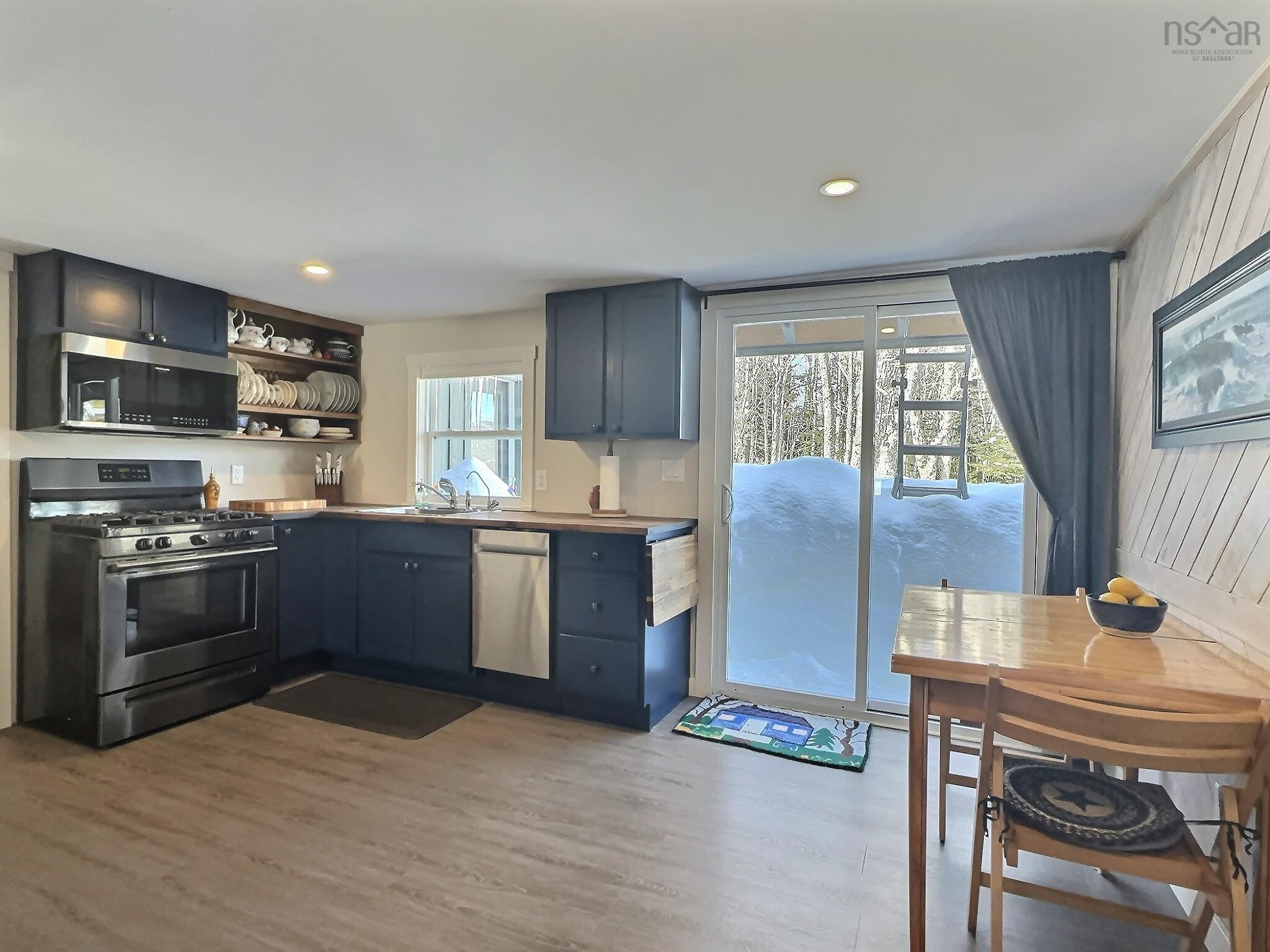 $435,000.00: 556 Valley Road, Westchester Station