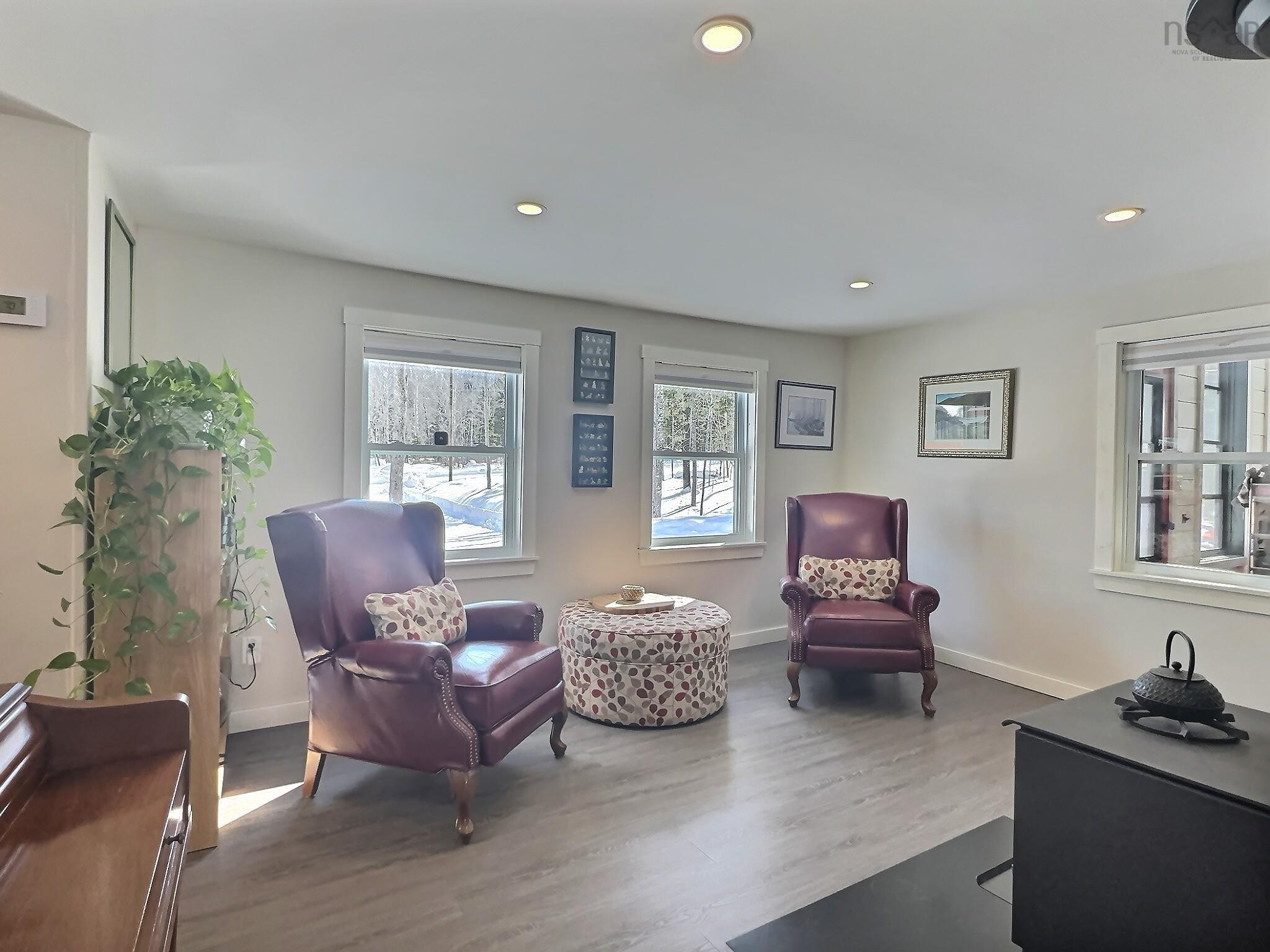 $435,000.00: 556 Valley Road, Westchester Station