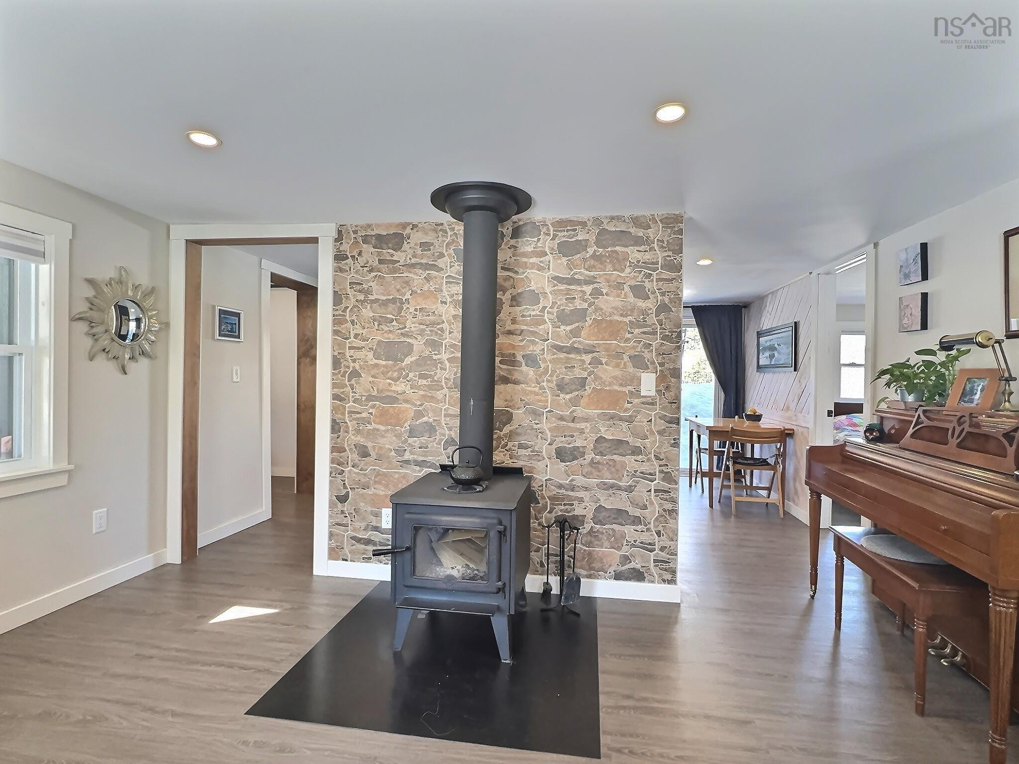 $435,000.00: 556 Valley Road, Westchester Station