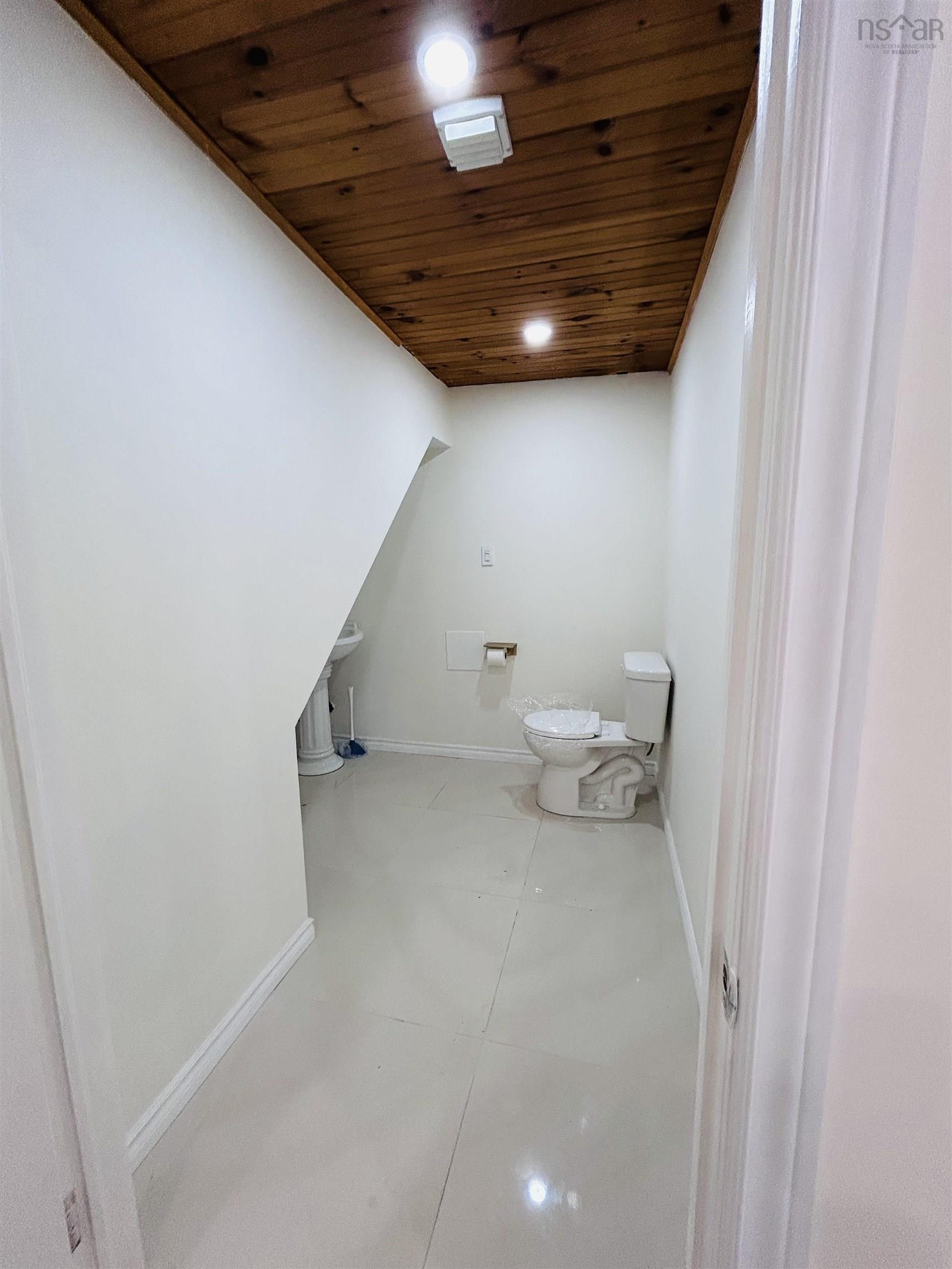 $499,000.00: 29 Hillside Boularderie Road, Groves Point