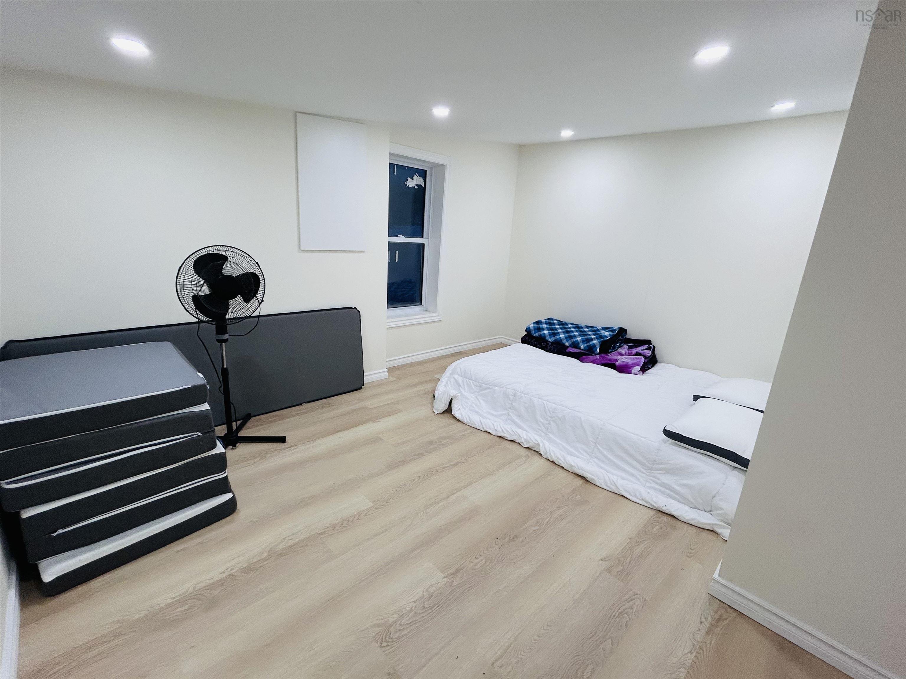 $499,000.00: 29 Hillside Boularderie Road, Groves Point