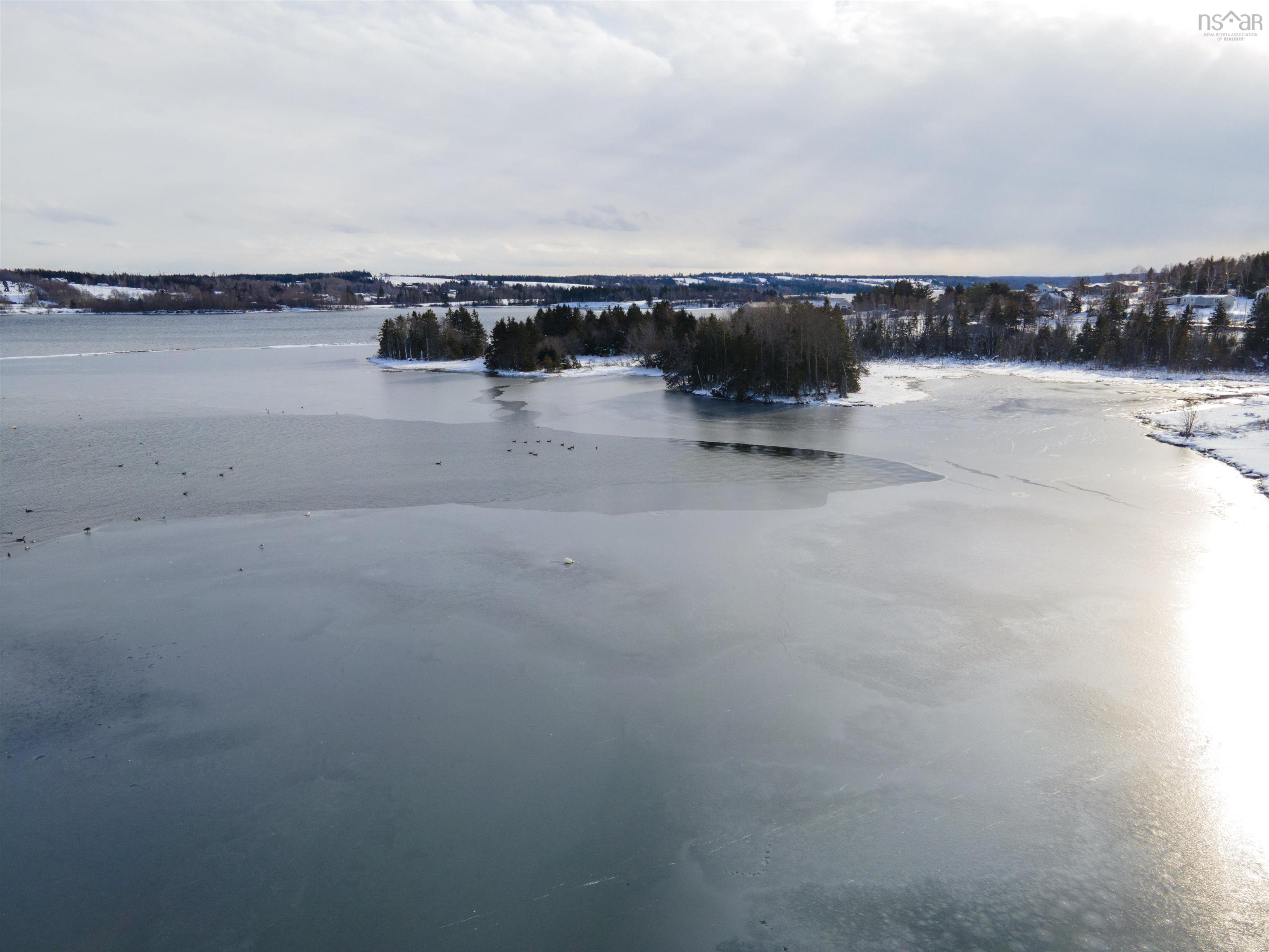 $499,000.00: 29 Hillside Boularderie Road, Groves Point