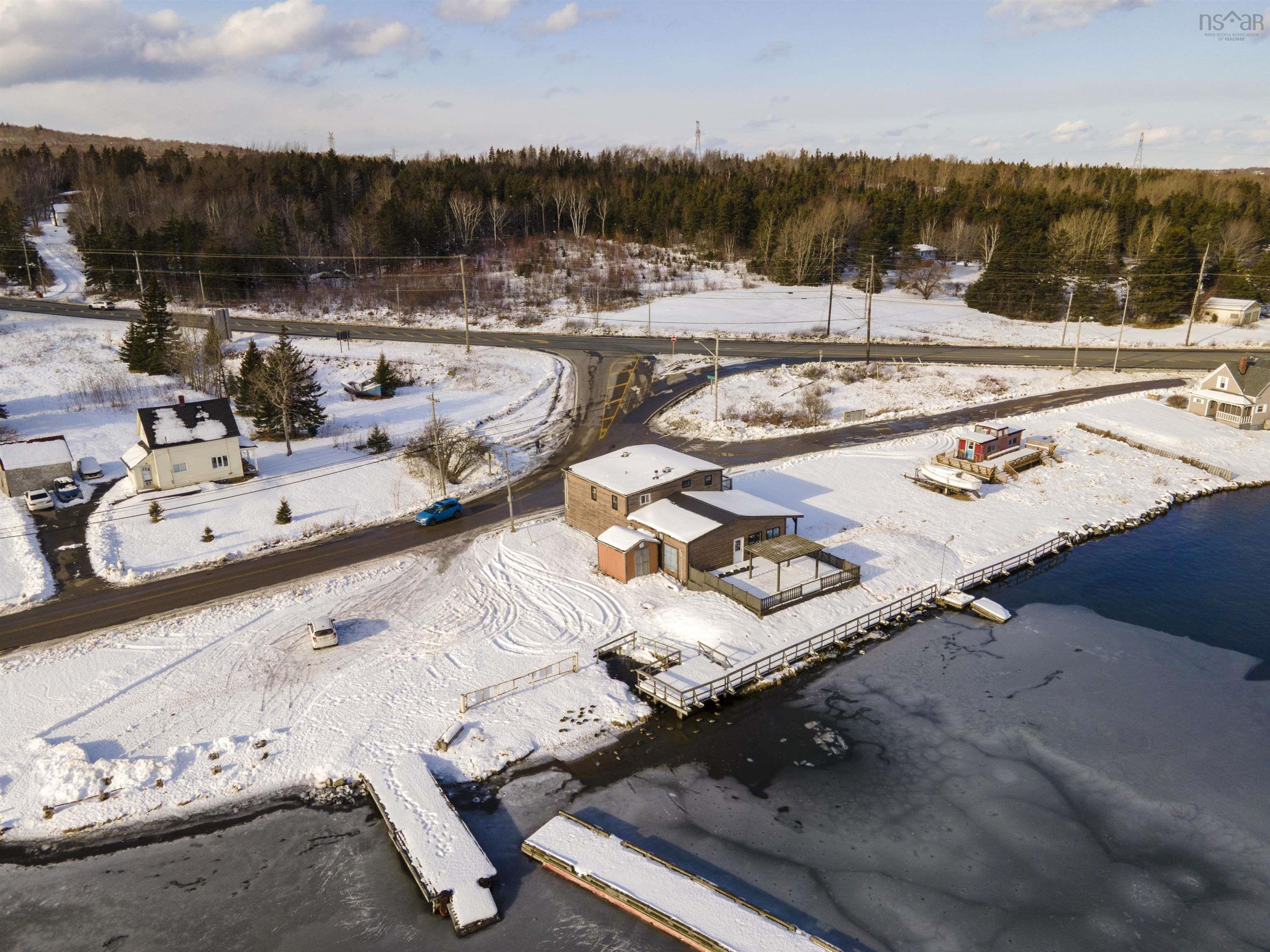 $499,000.00: 29 Hillside Boularderie Road, Groves Point