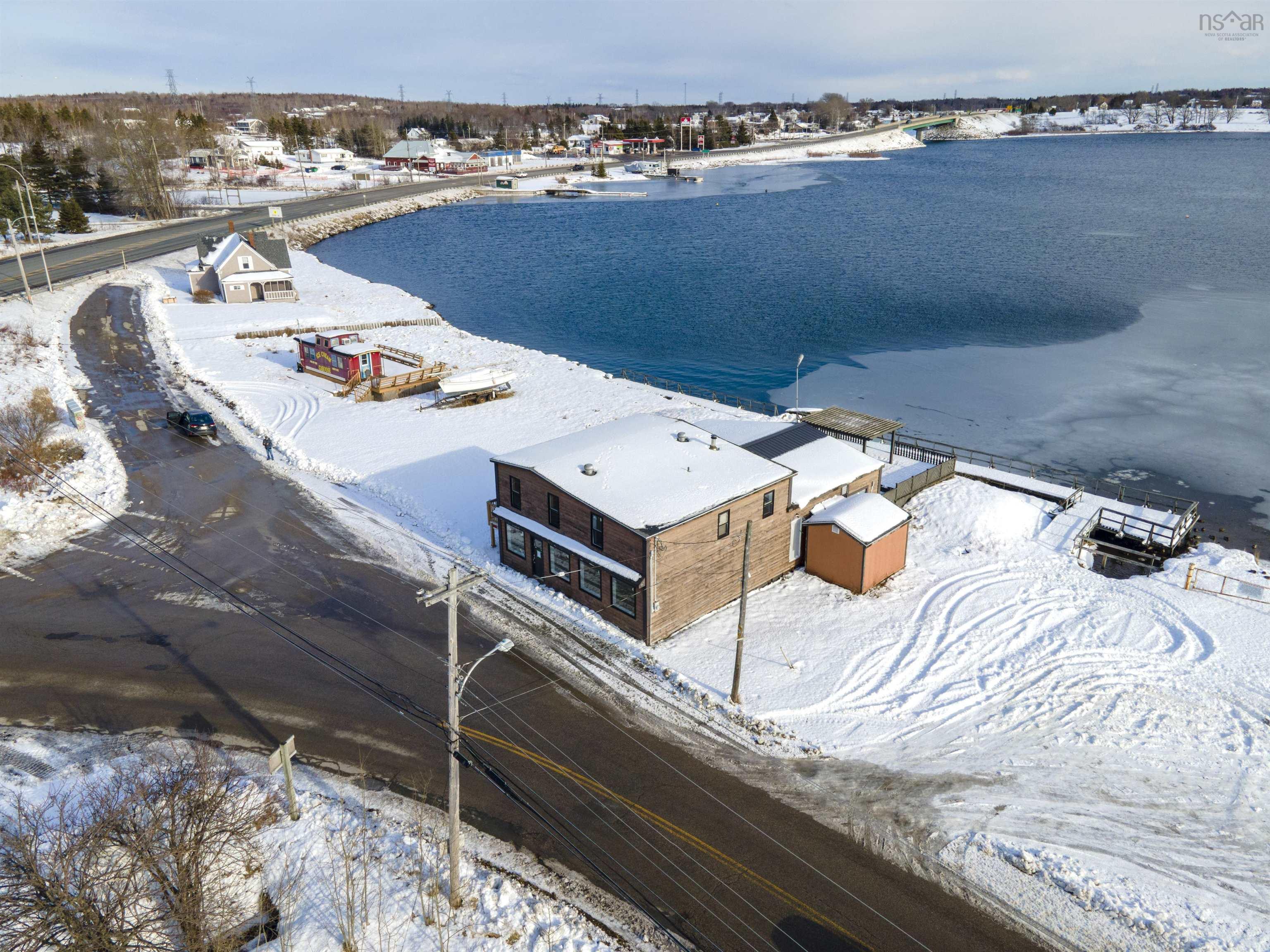 $499,000.00: 29 Hillside Boularderie Road, Groves Point