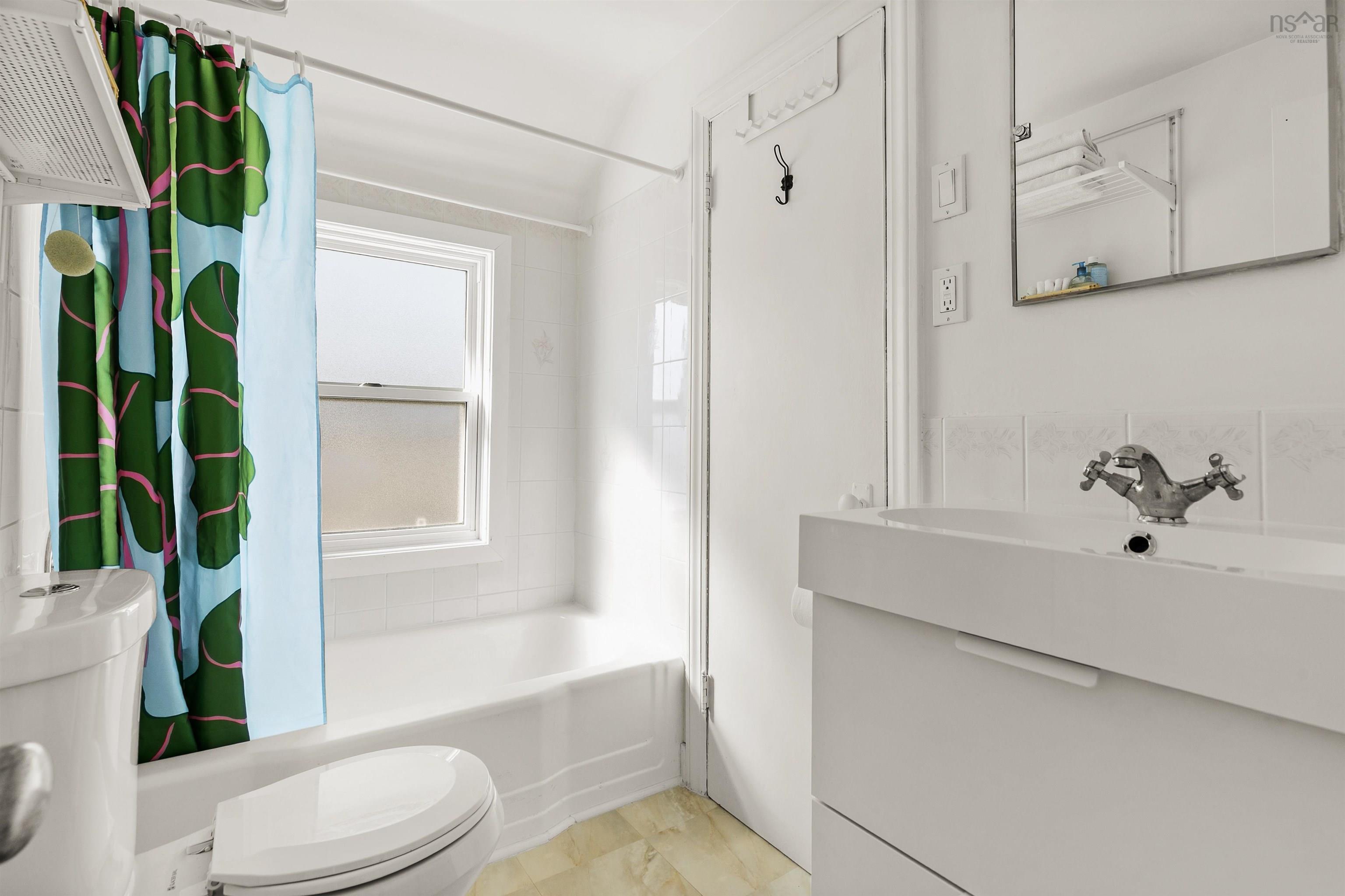 178 Victoria Road, Dartmouth, NS (MLS 202603761)