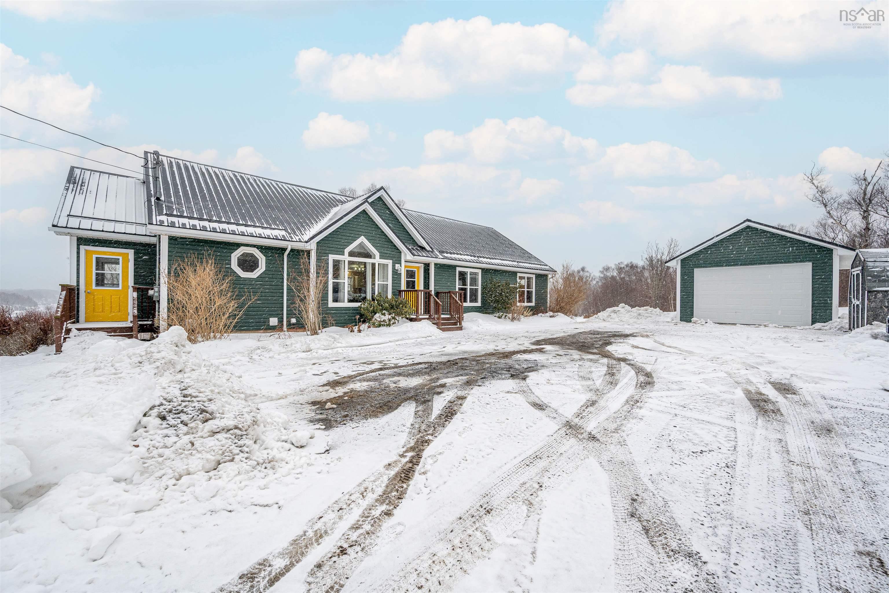 $799,995.00: Pembroke Wharf Road, Pembroke