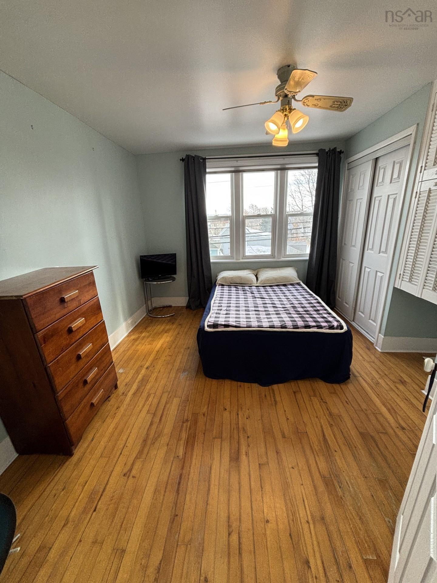 $260,000.00: 50 Pierce Street, North Sydney