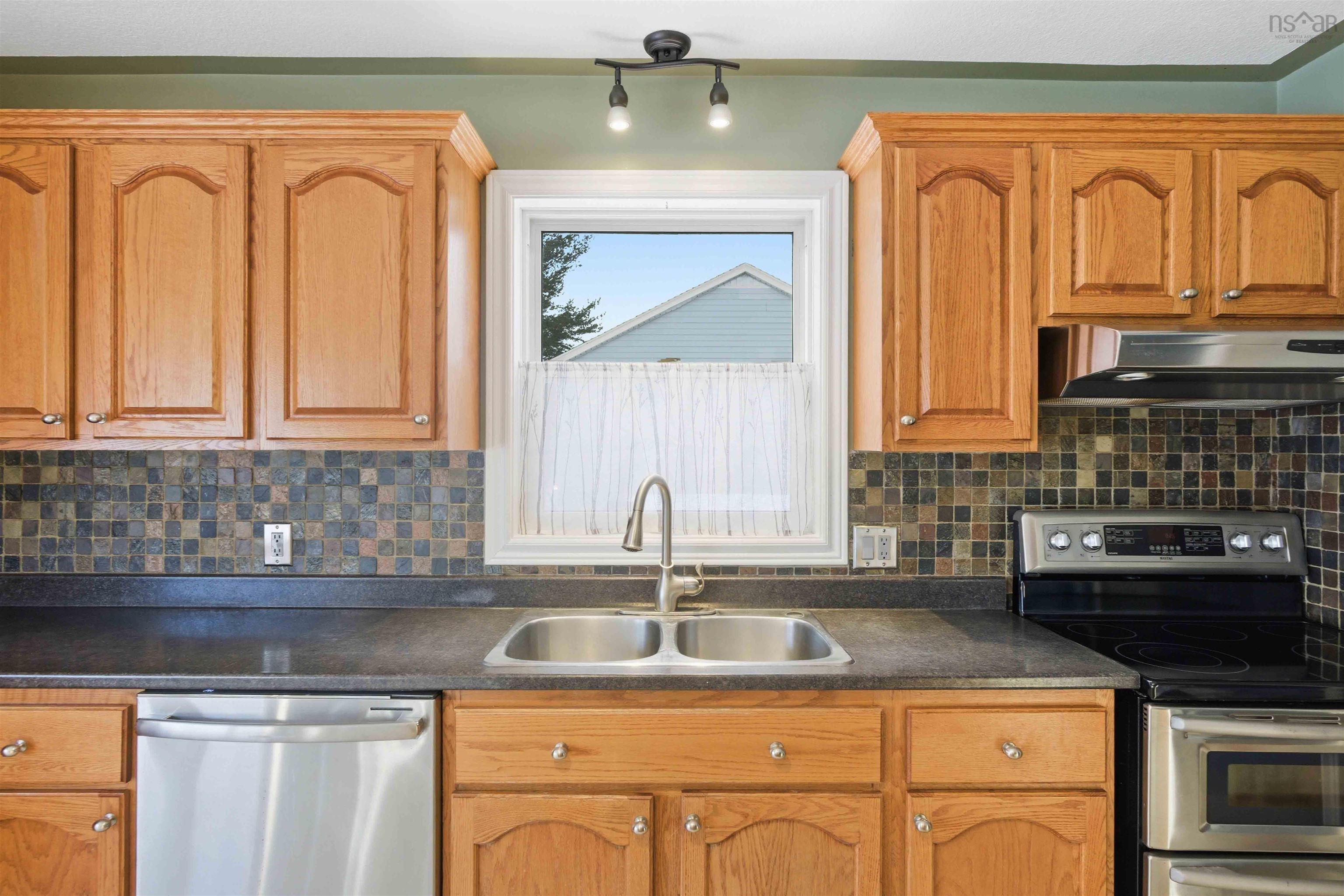 $539,900.00: 1779 Drummond Drive, Kingston