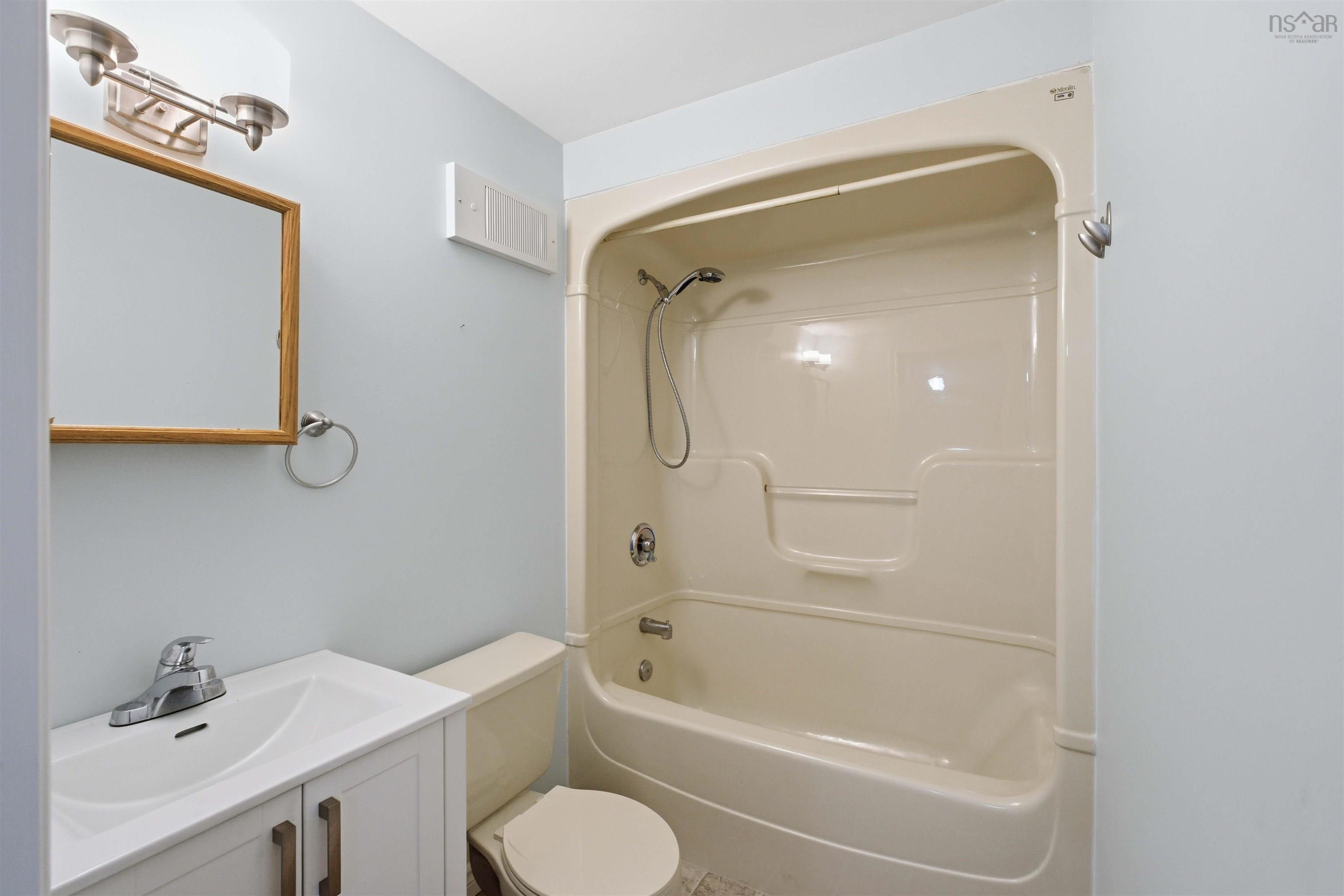 $539,900.00: 1779 Drummond Drive, Kingston