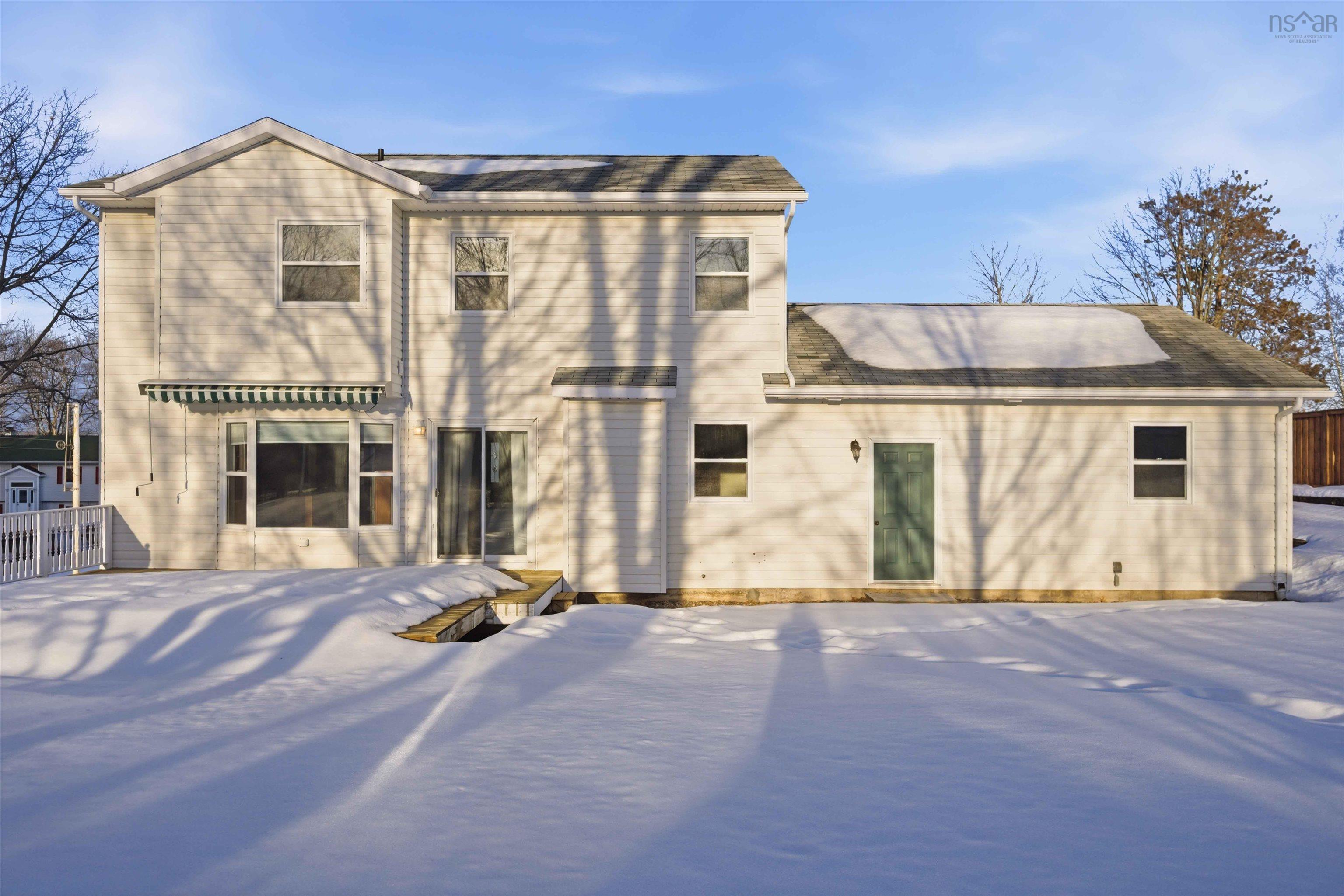 $539,900.00: 1779 Drummond Drive, Kingston