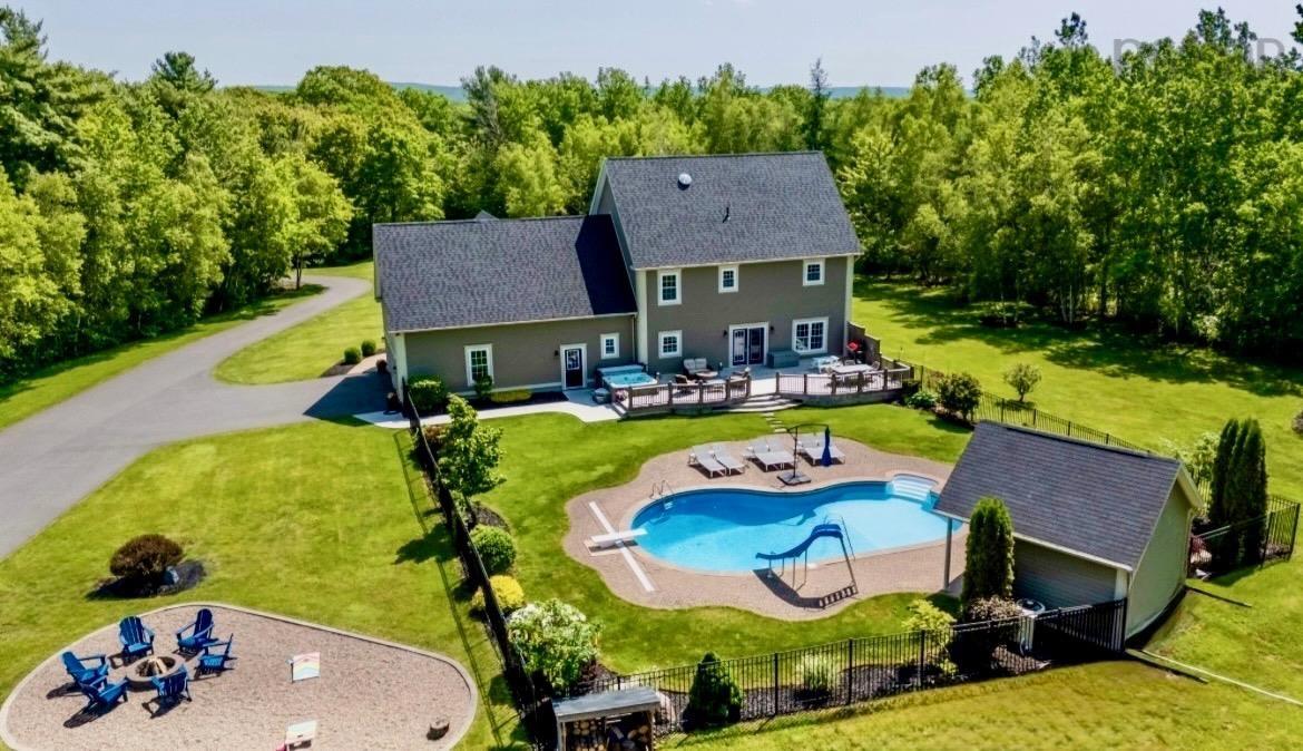 $1,050,000.00: 13697 Highway 1, Wilmot