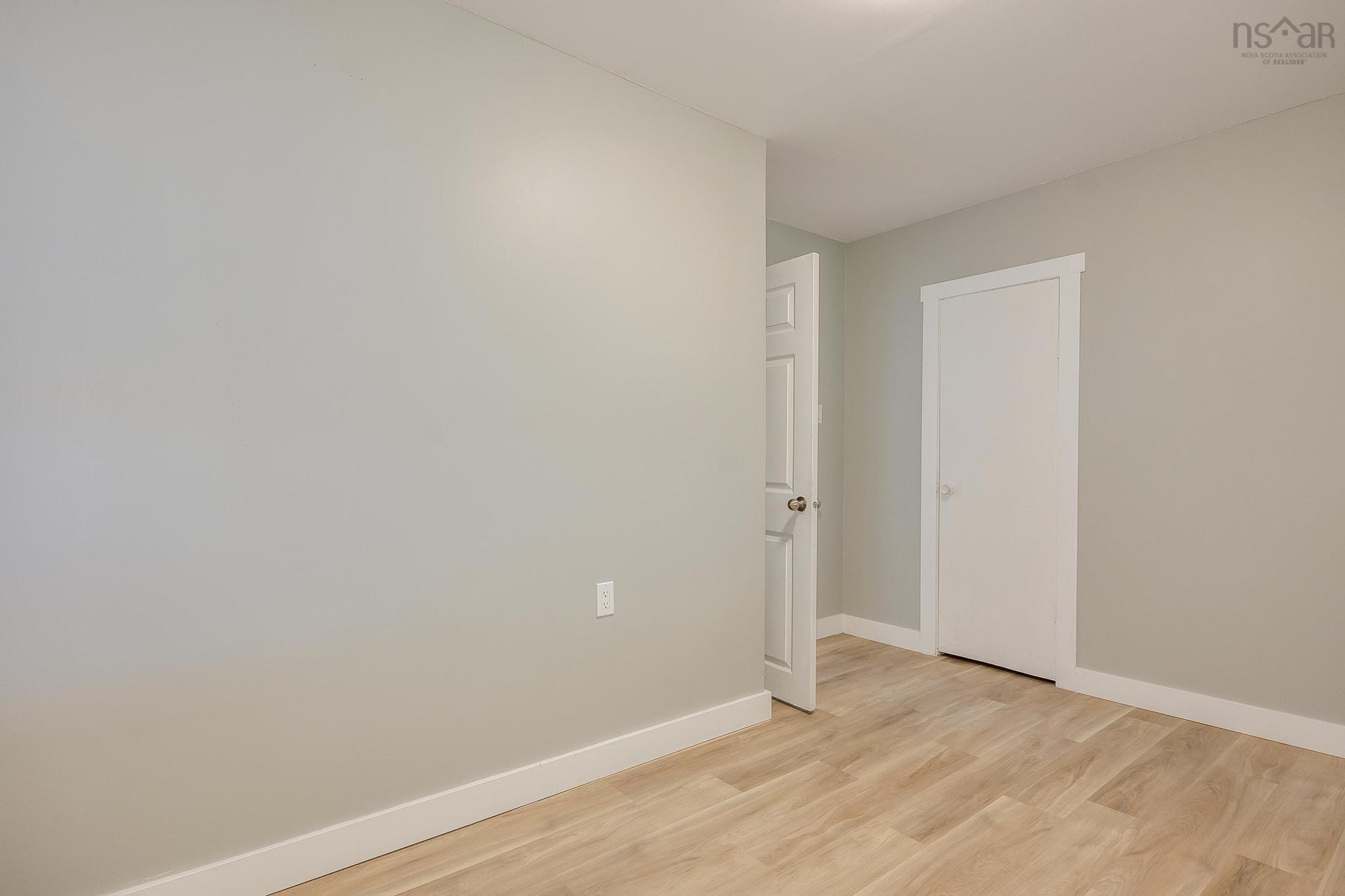 $330,000.00: 2510 West Ship Harbour Crossroads, Owls Head