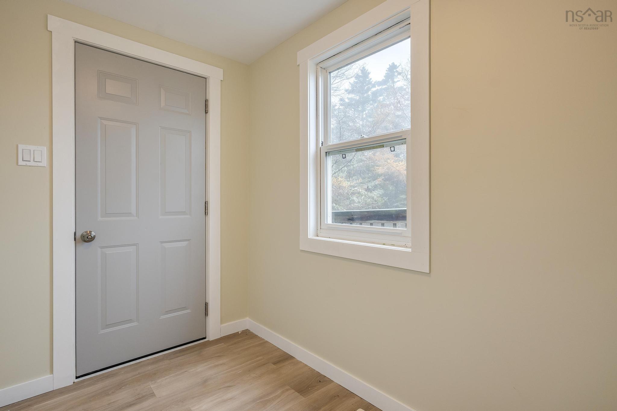 $330,000.00: 2510 West Ship Harbour Crossroads, Owls Head