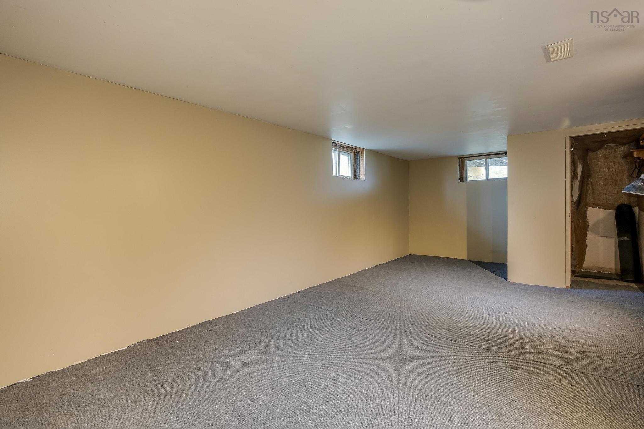 $330,000.00: 2510 West Ship Harbour Crossroads, Owls Head