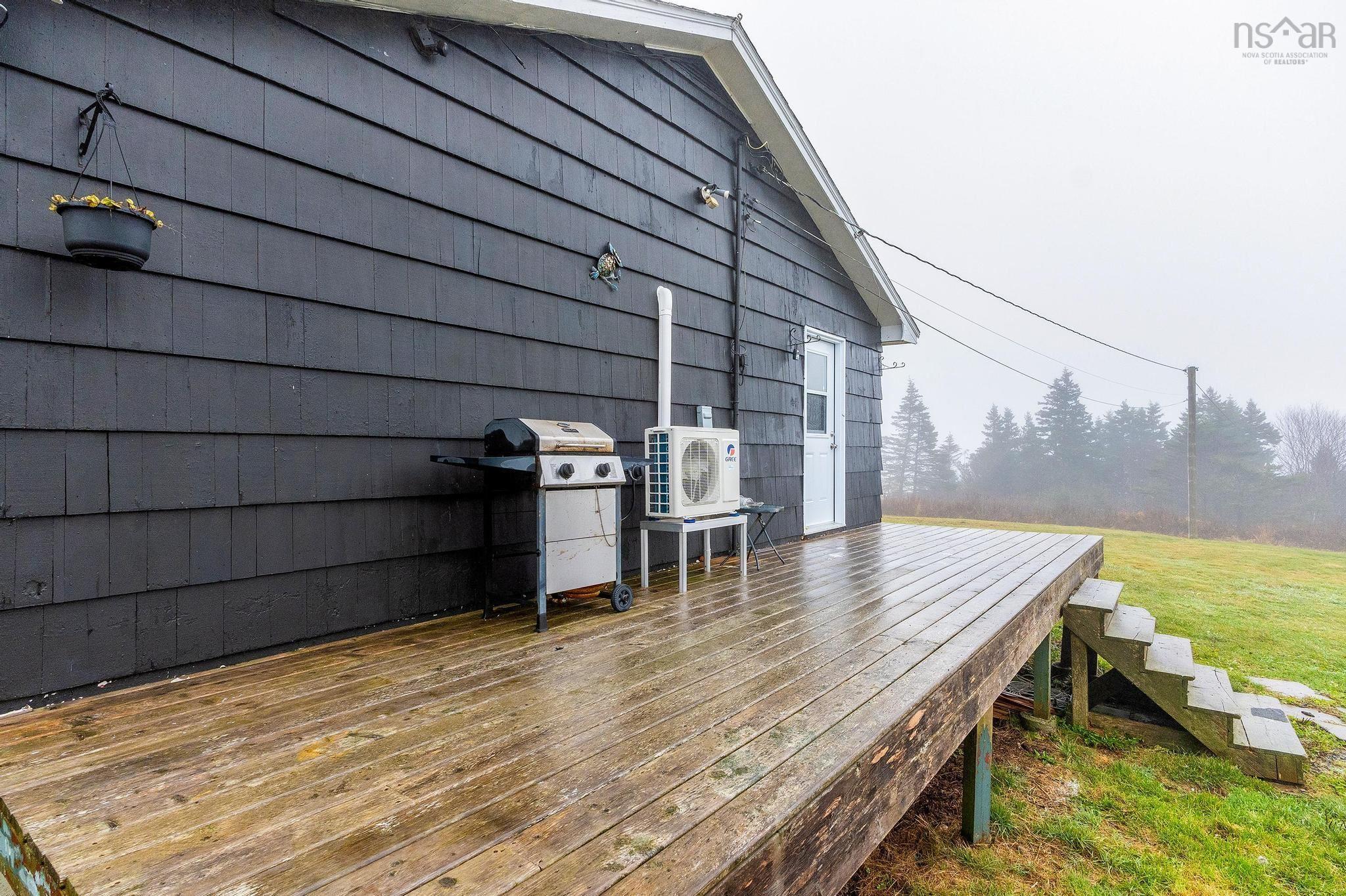 $330,000.00: 2510 West Ship Harbour Crossroads, Owls Head