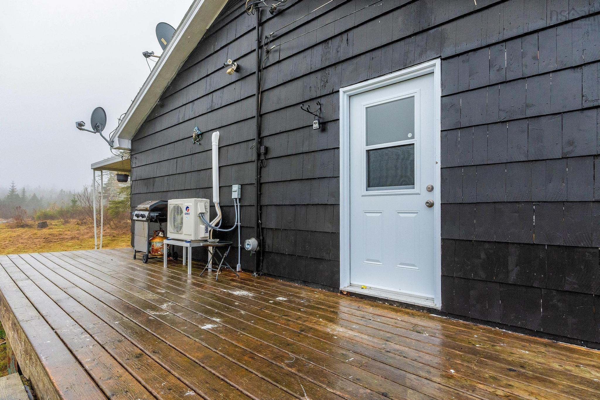 $330,000.00: 2510 West Ship Harbour Crossroads, Owls Head