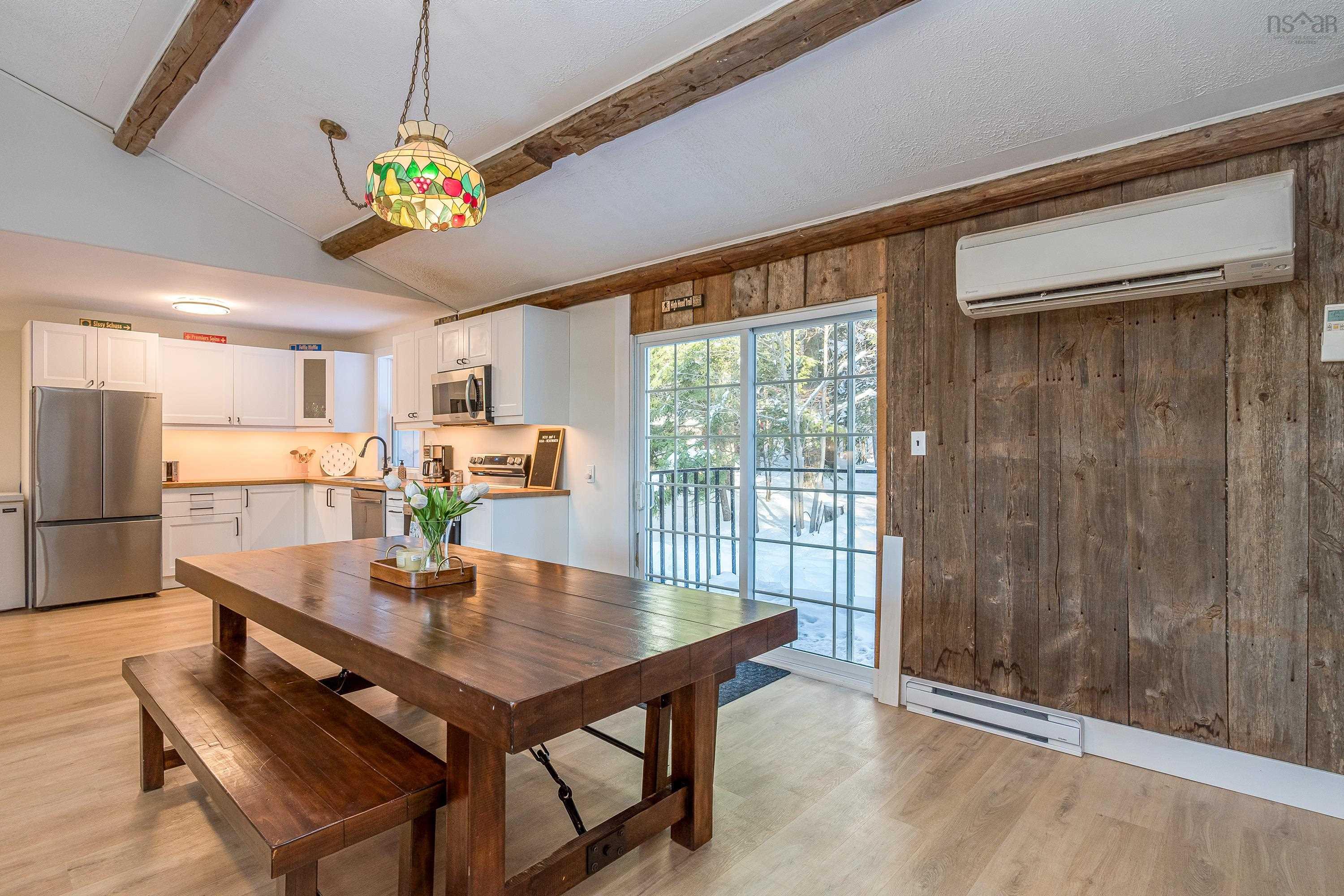 $489,900.00: 14371 Highway 4, Wentworth