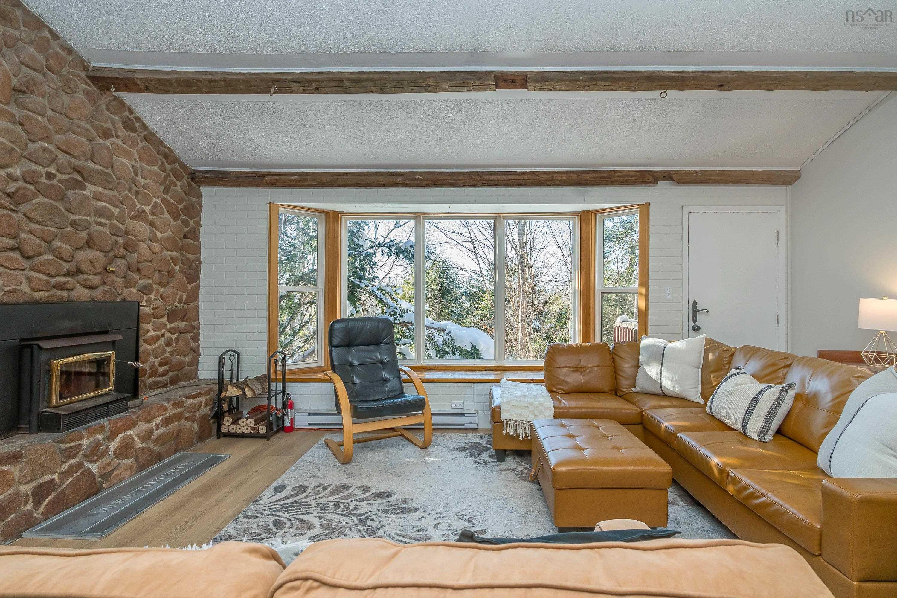 $489,900.00: 14371 Highway 4, Wentworth