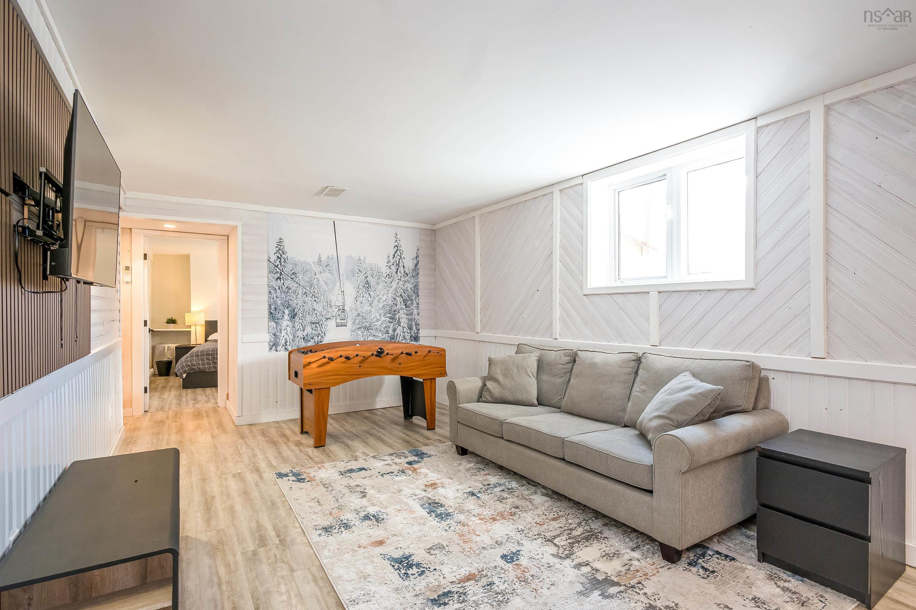 $489,900.00: 14371 Highway 4, Wentworth