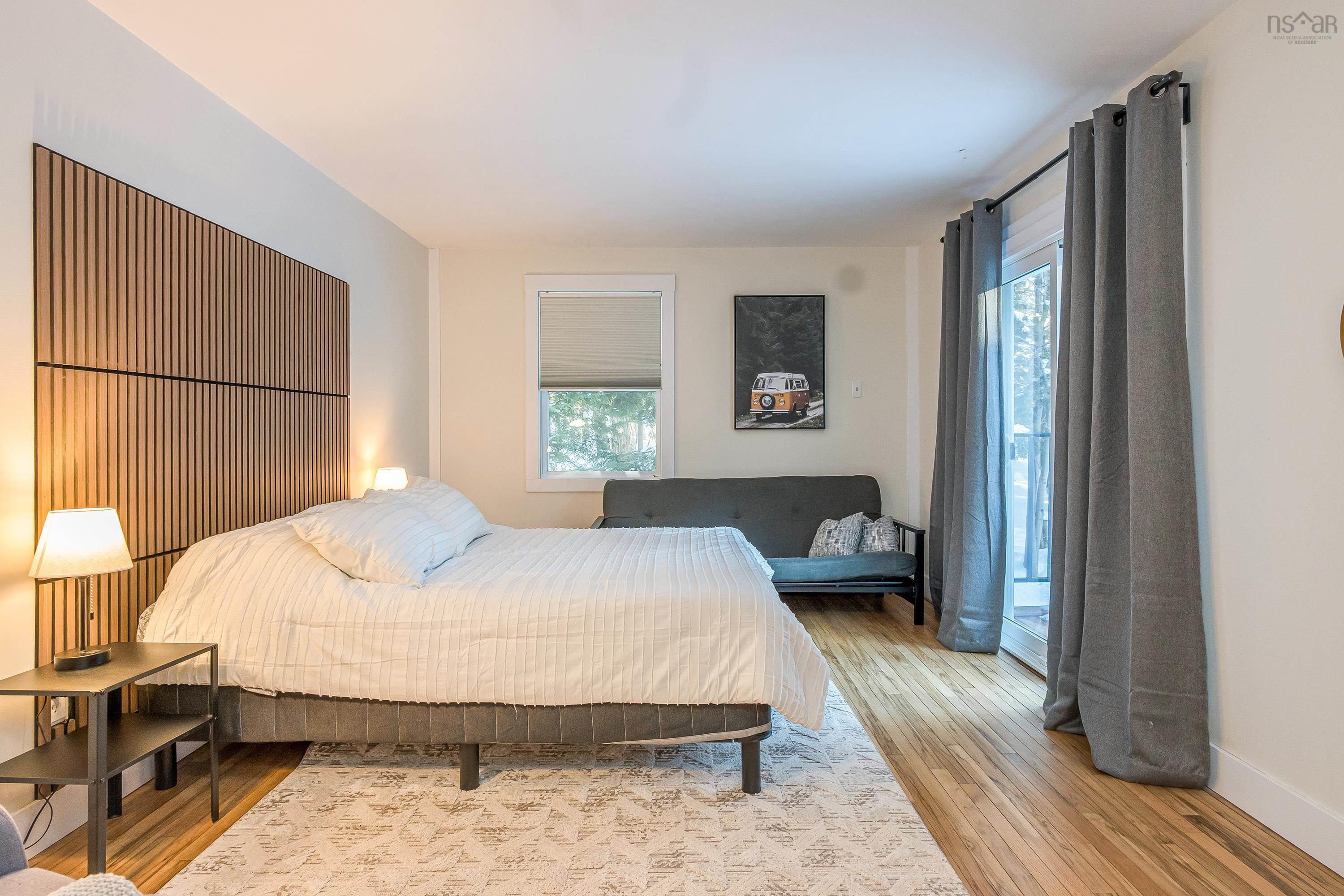 $489,900.00: 14371 Highway 4, Wentworth