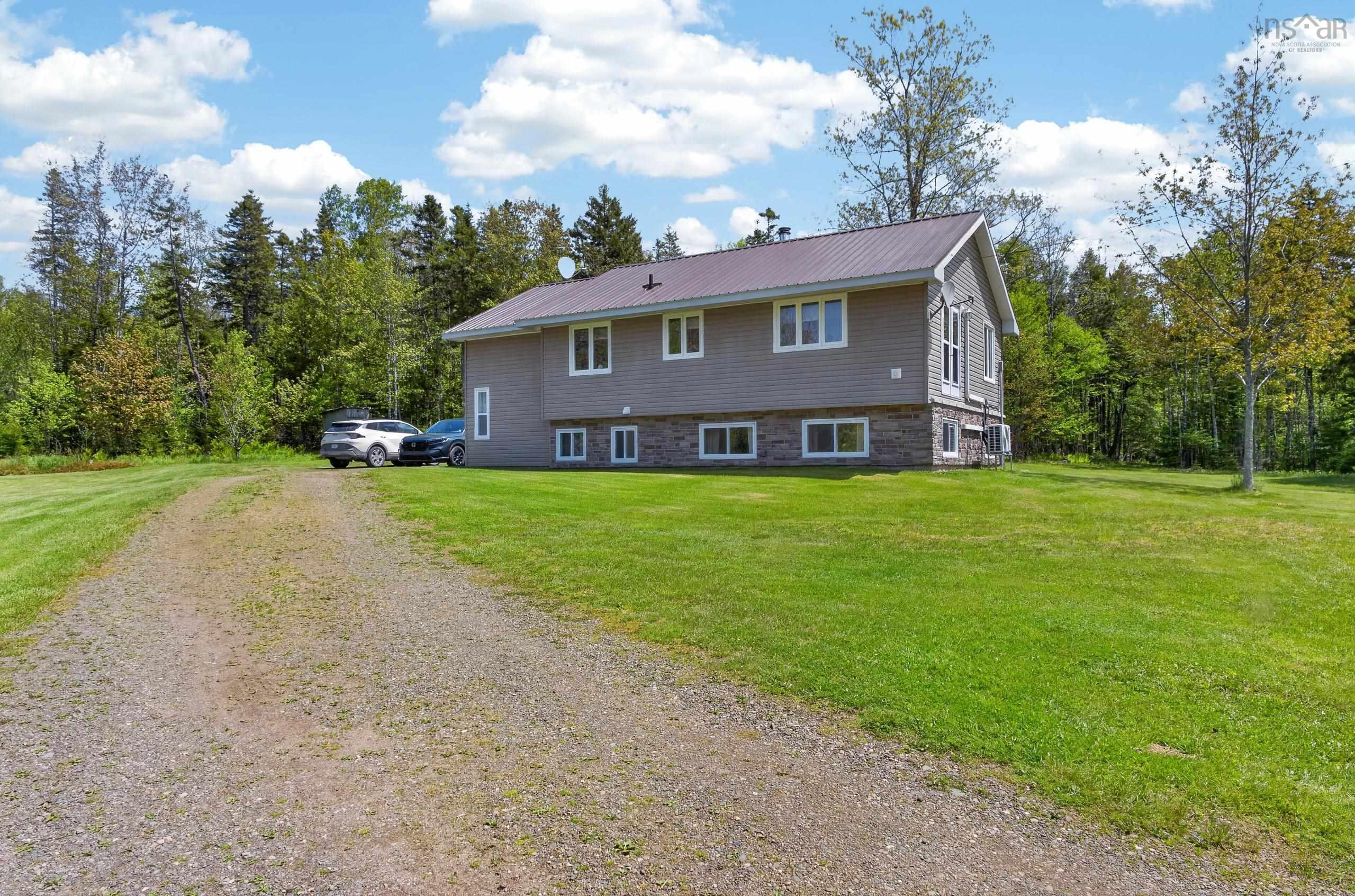 $795,000.00: 621 Wittenburg Road, Wittenburg