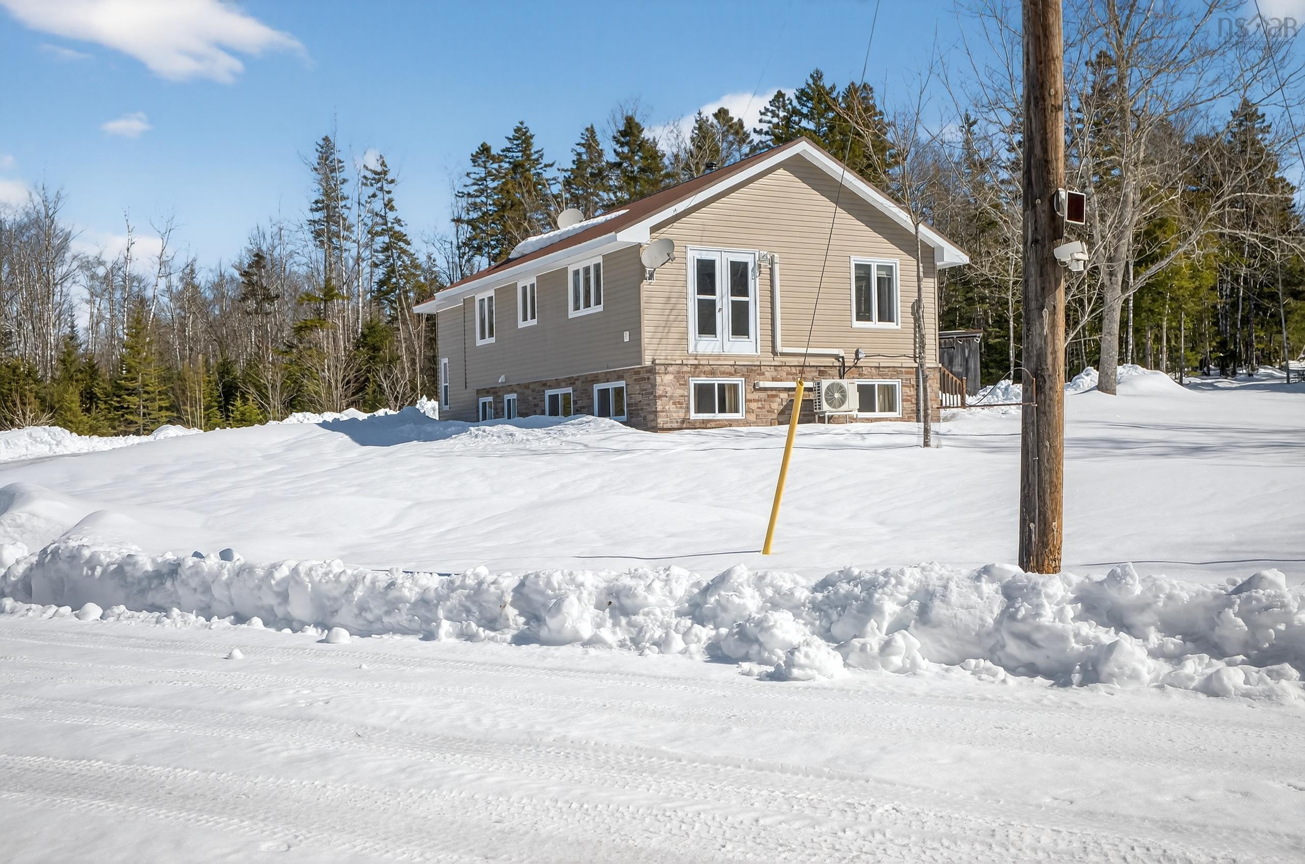 $824,900.00: 621 Wittenburg Road, Wittenburg