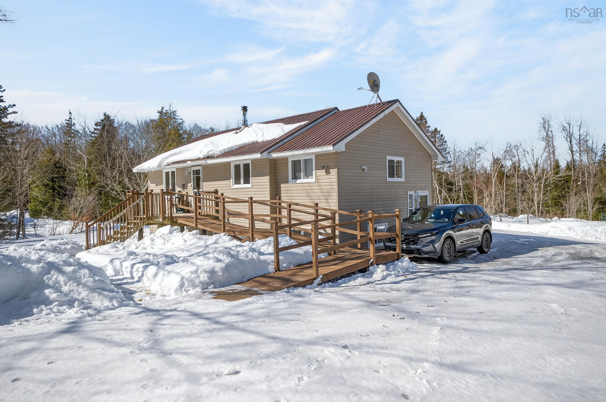 $824,900.00: 621 Wittenburg Road, Wittenburg