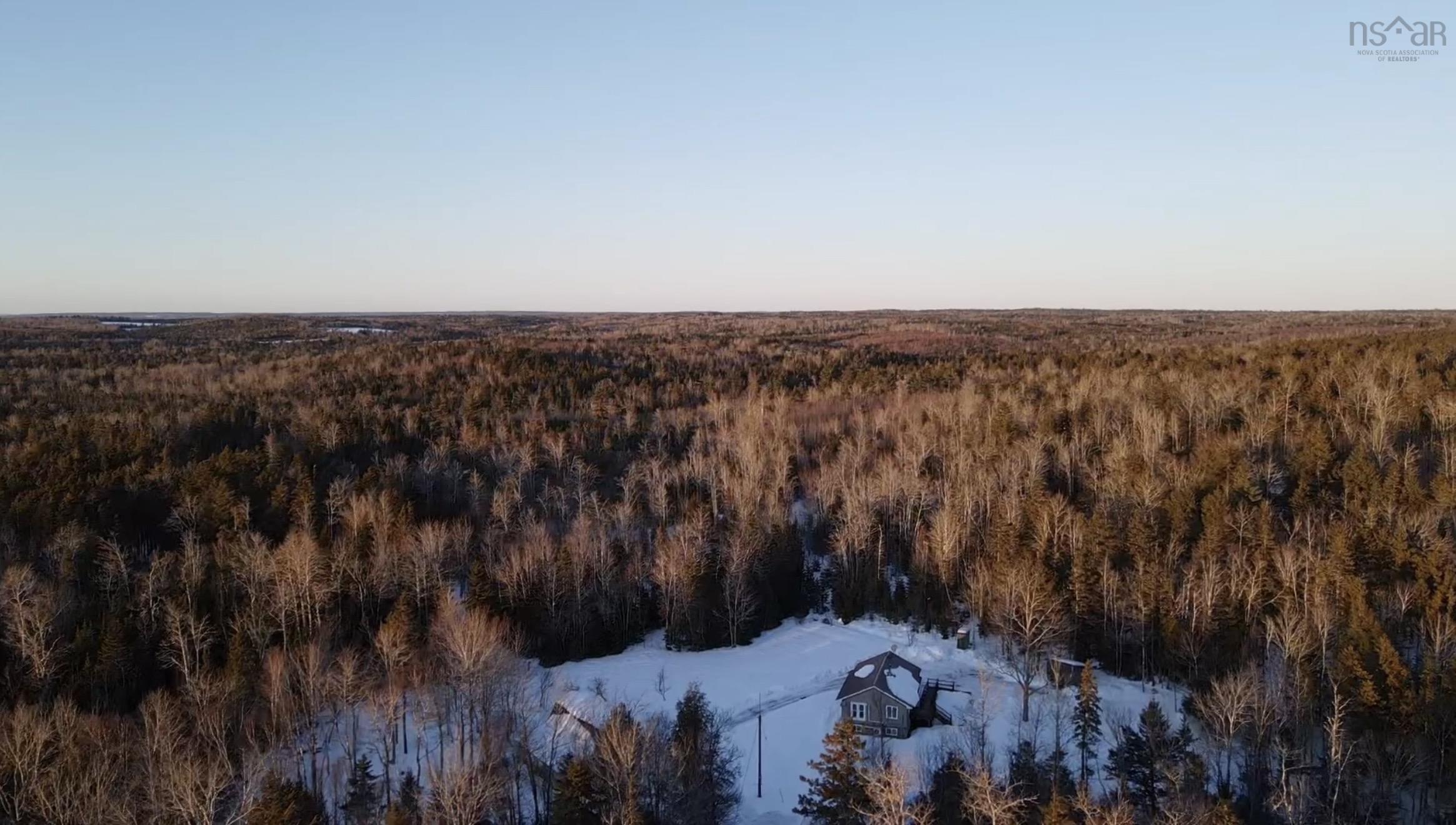 $824,900.00: 621 Wittenburg Road, Wittenburg