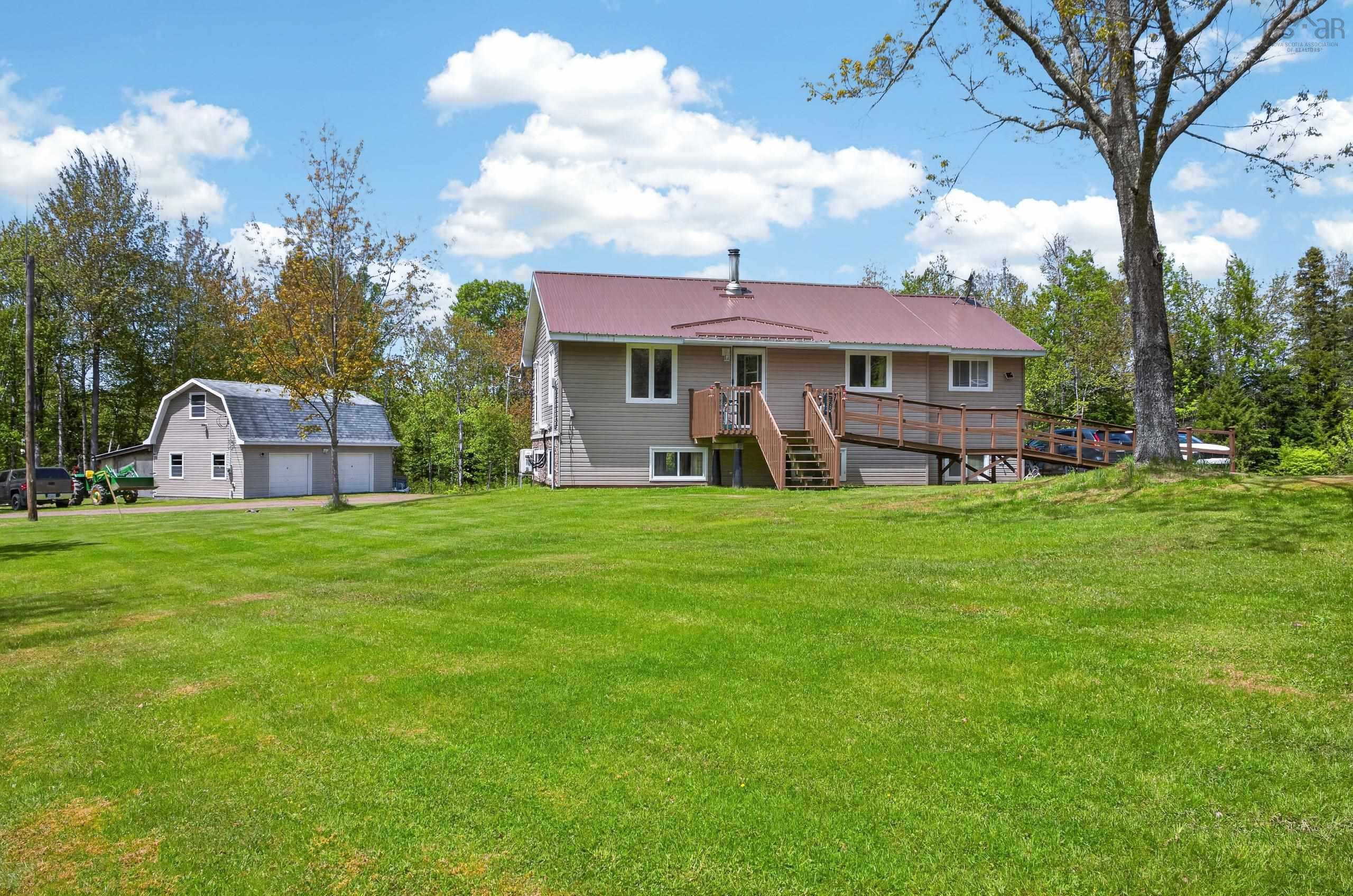 $795,000.00: 621 Wittenburg Road, Wittenburg