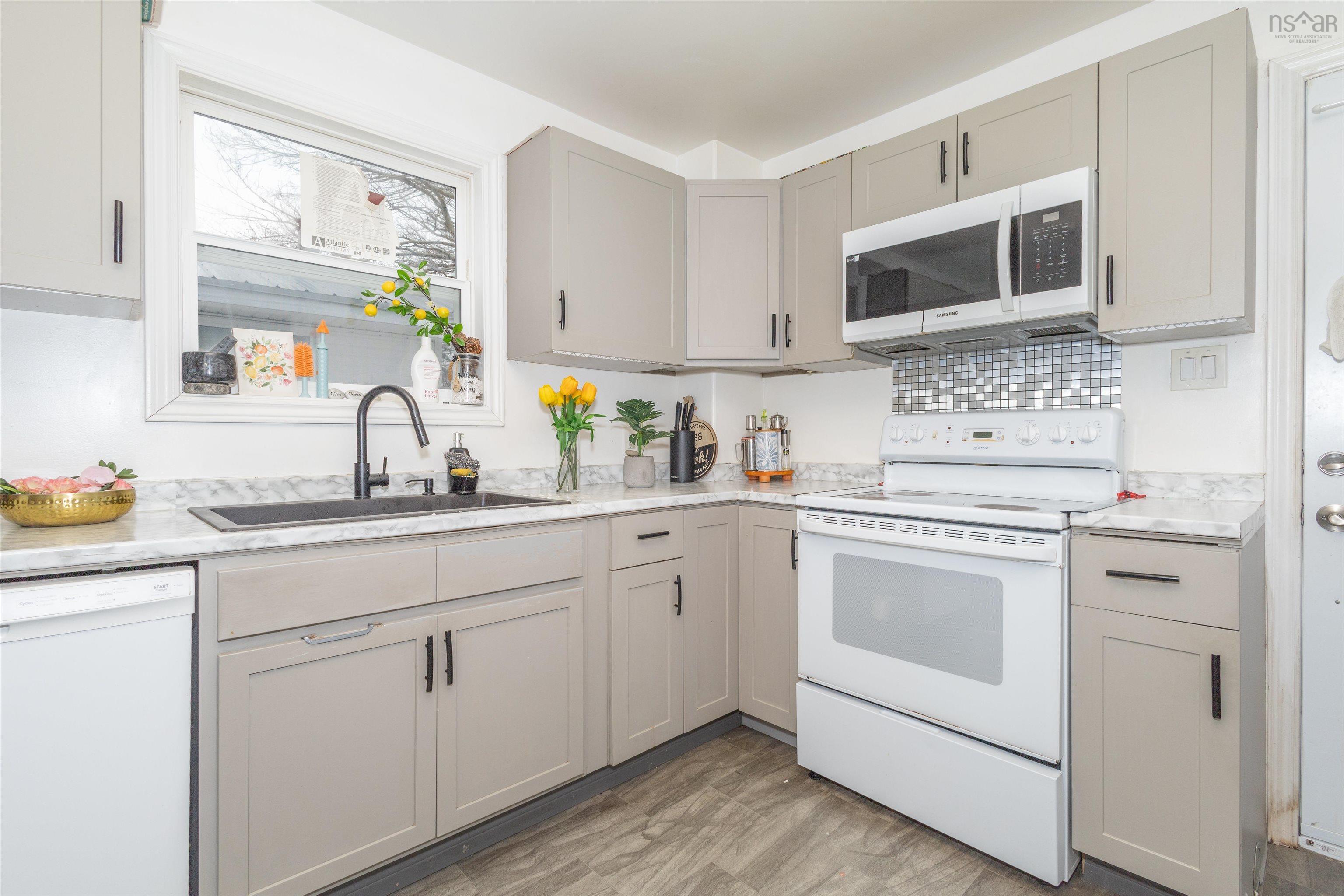 $325,000.00: 31 Stornaway Street, Ashby