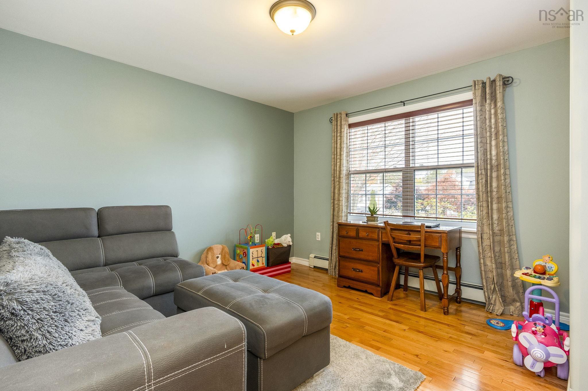 $509,000.00: 550 Heather Crescent, Kingston