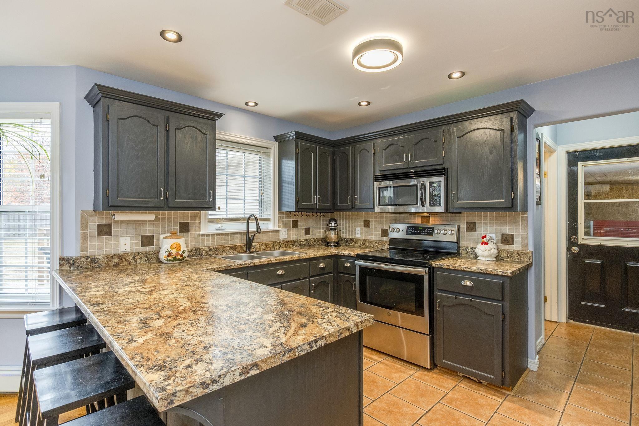 $509,000.00: 550 Heather Crescent, Kingston