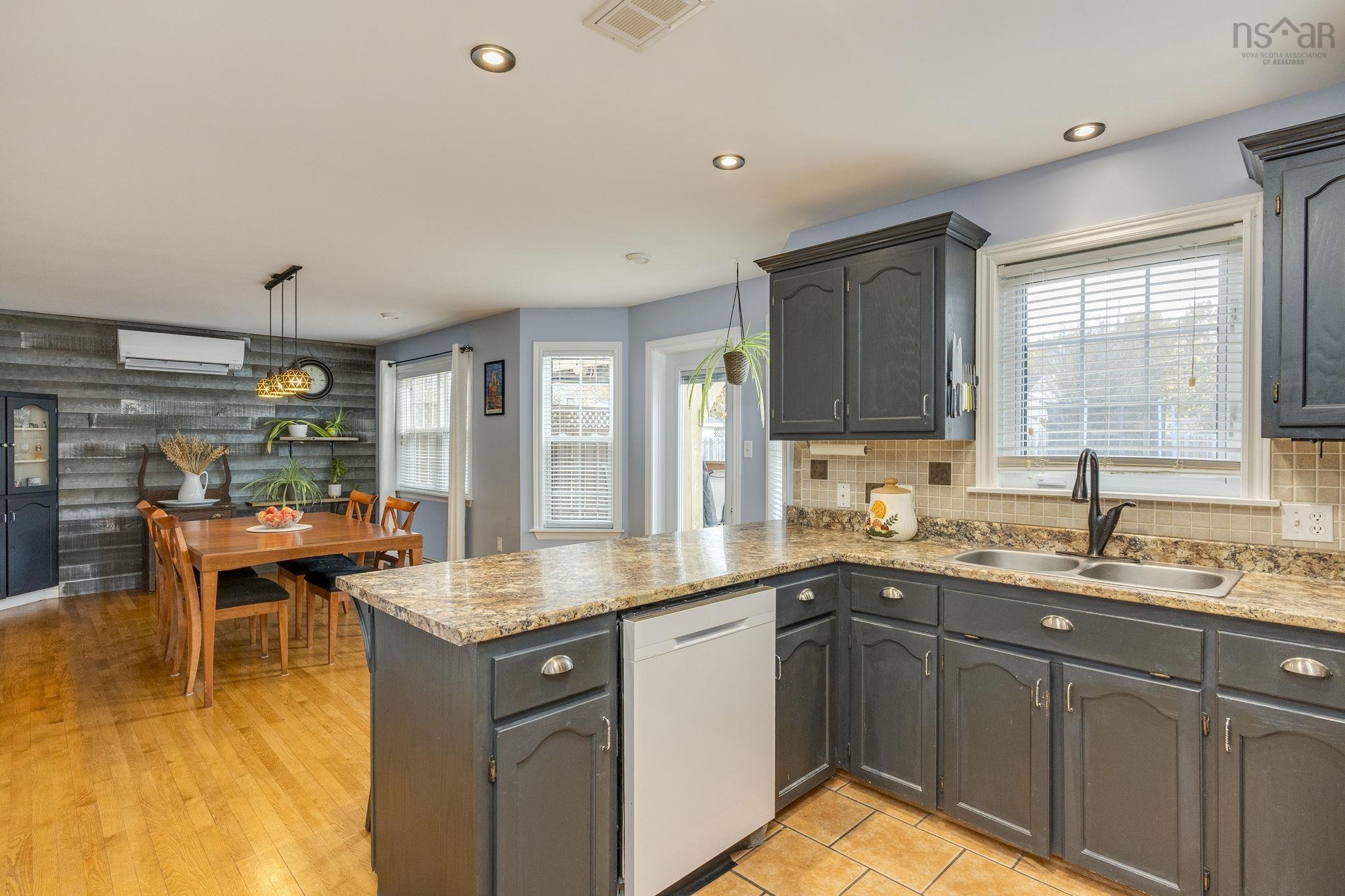 $509,000.00: 550 Heather Crescent, Kingston