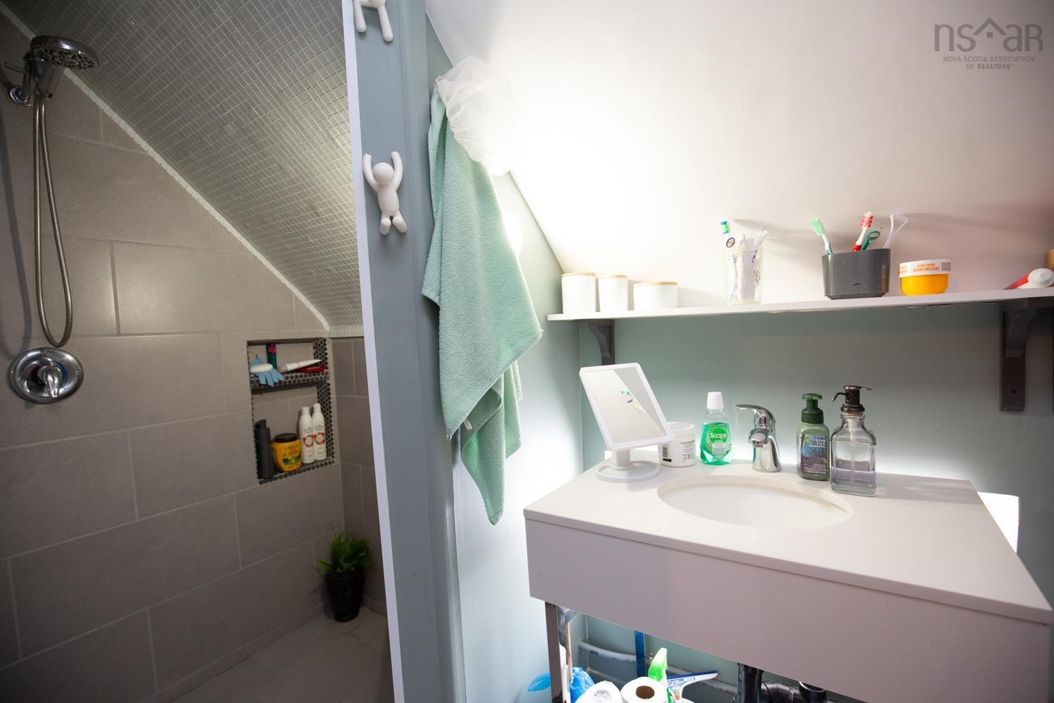 $392,000.00: 26 MUIR Street, Truro