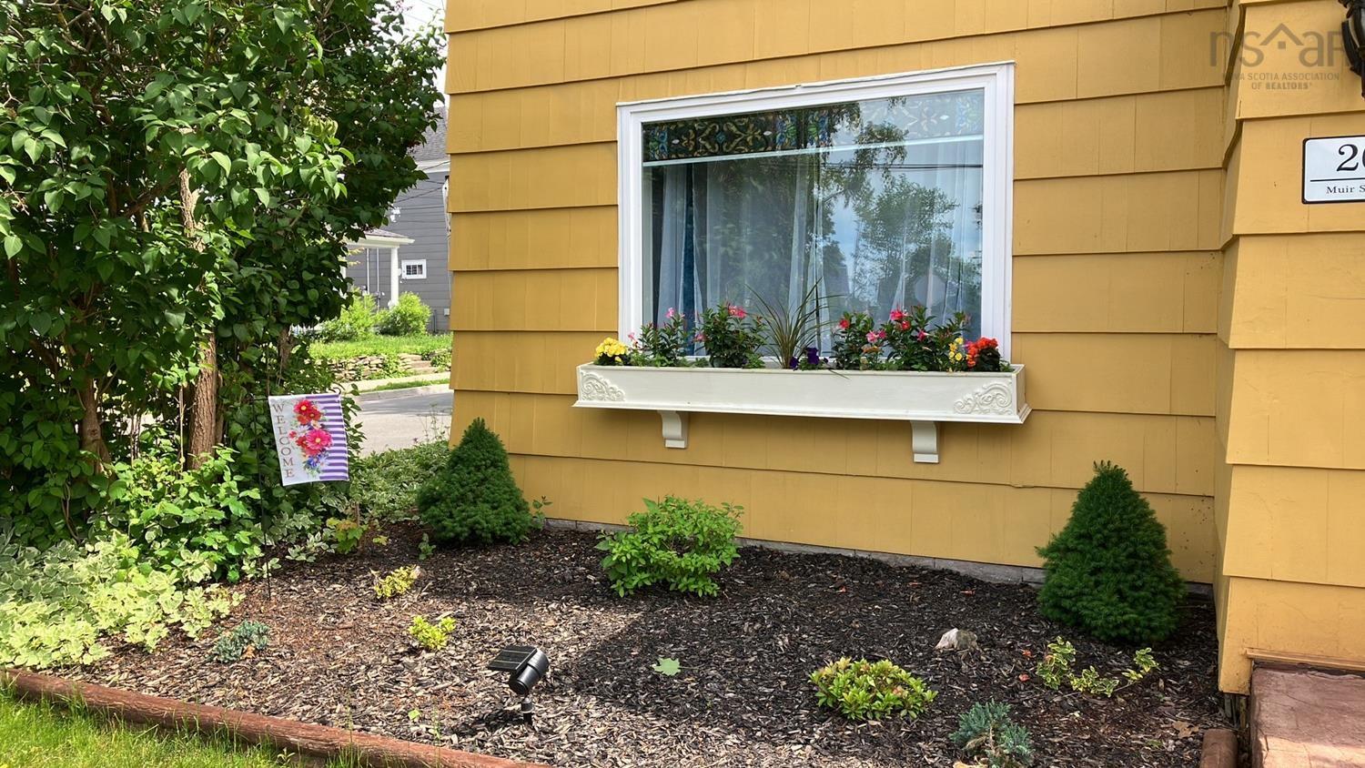 $392,000.00: 26 MUIR Street, Truro