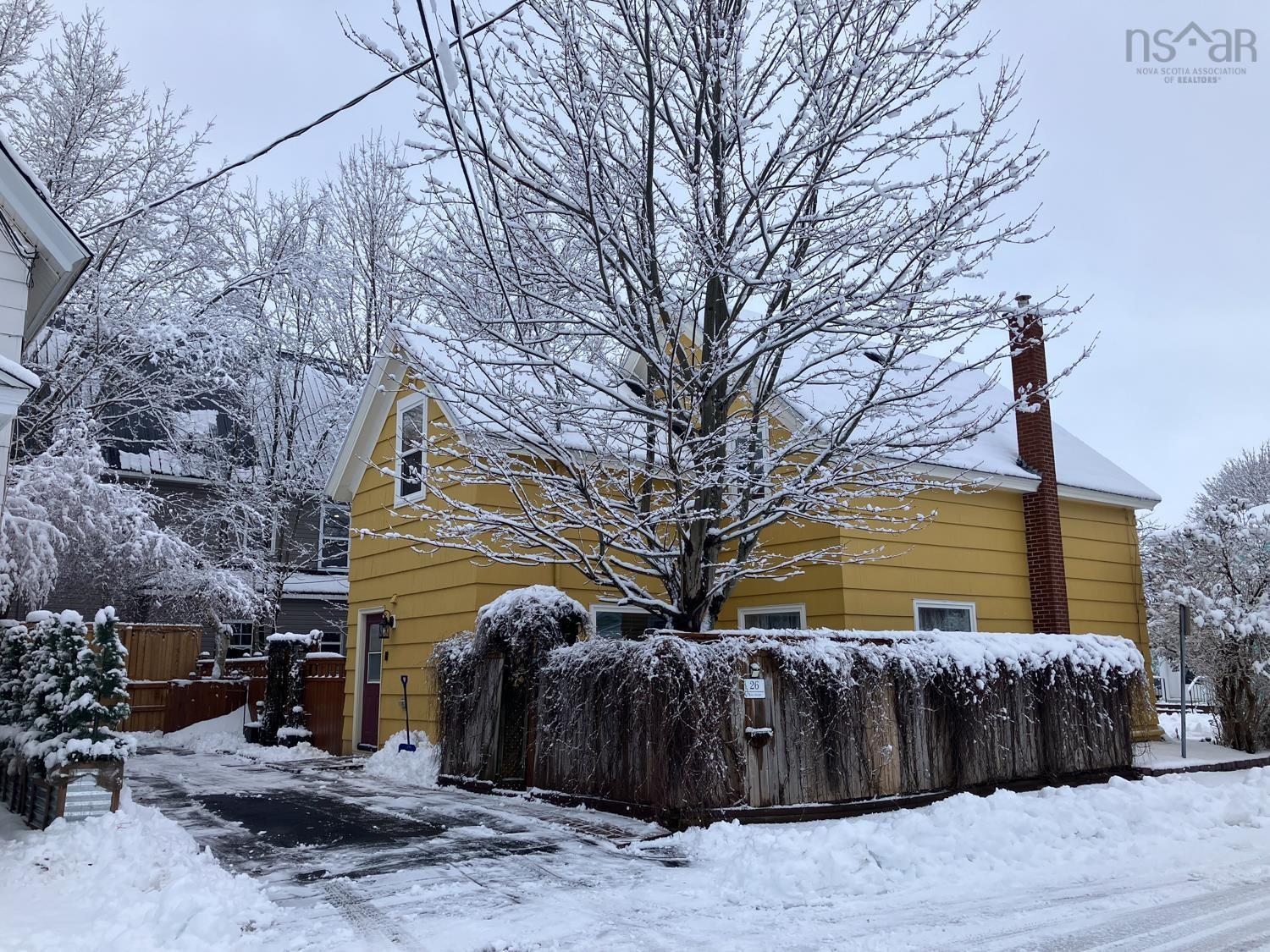 $392,000.00: 26 MUIR Street, Truro