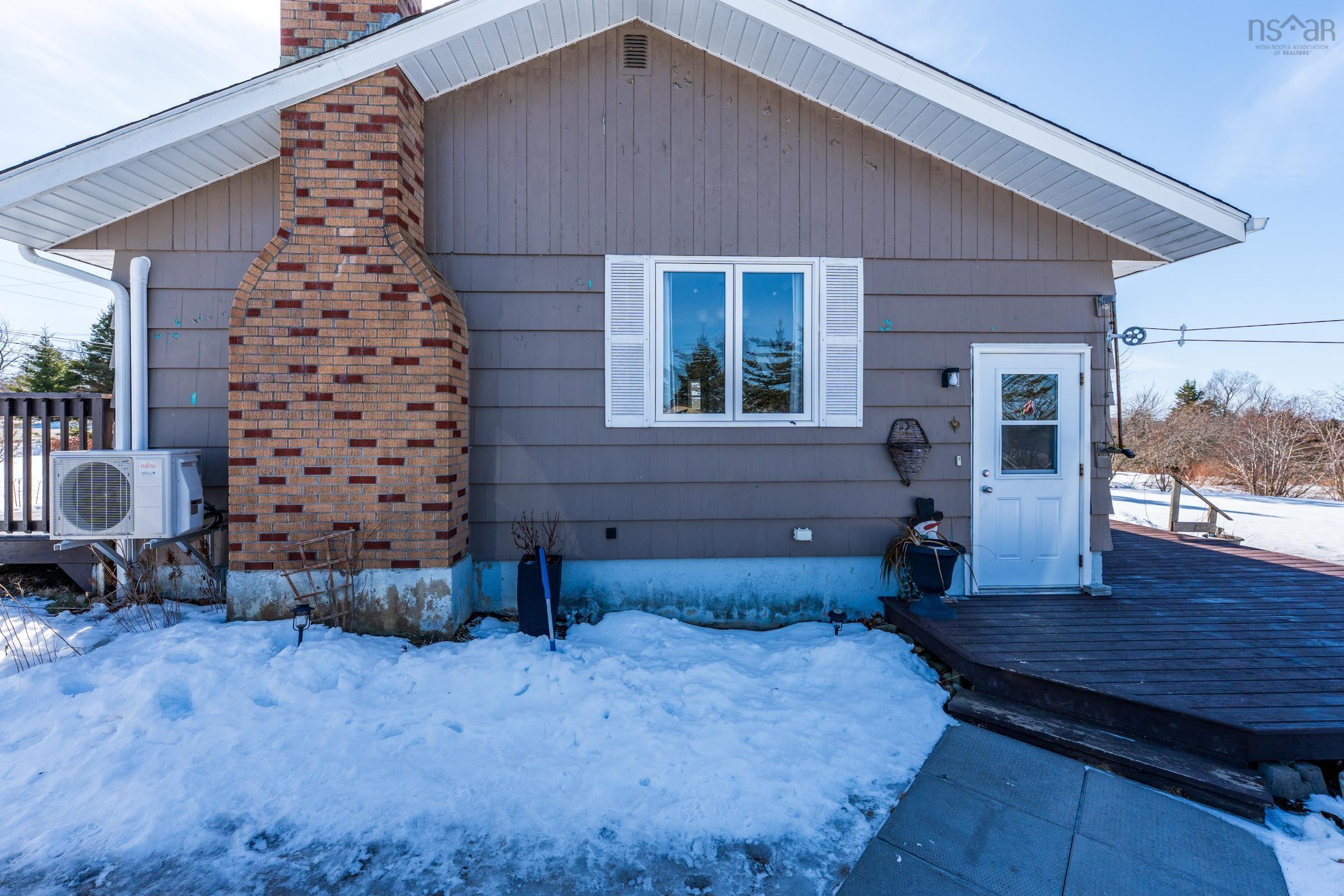 $299,000.00: 585 Highway 340, South Ohio