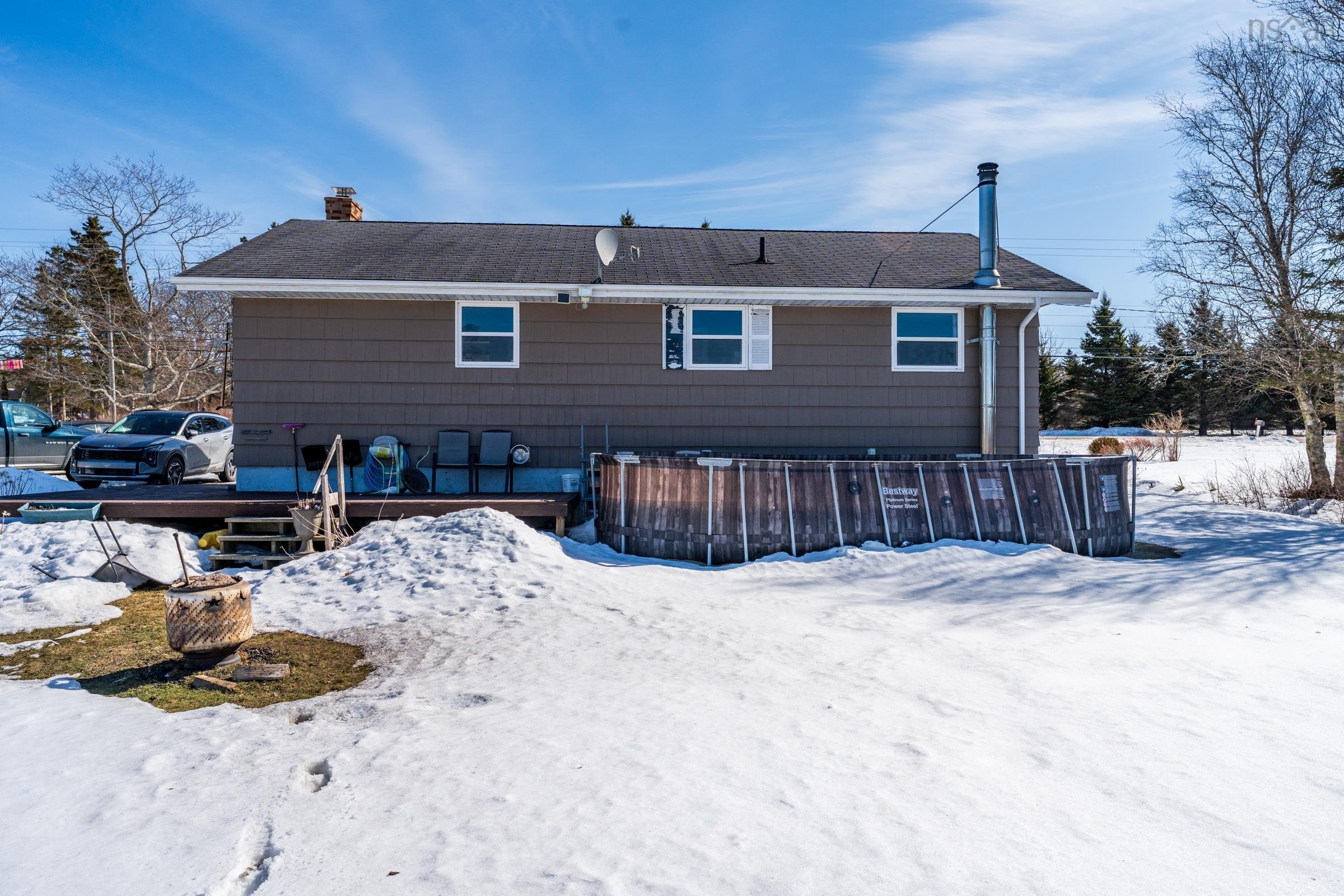 $299,000.00: 585 Highway 340, South Ohio