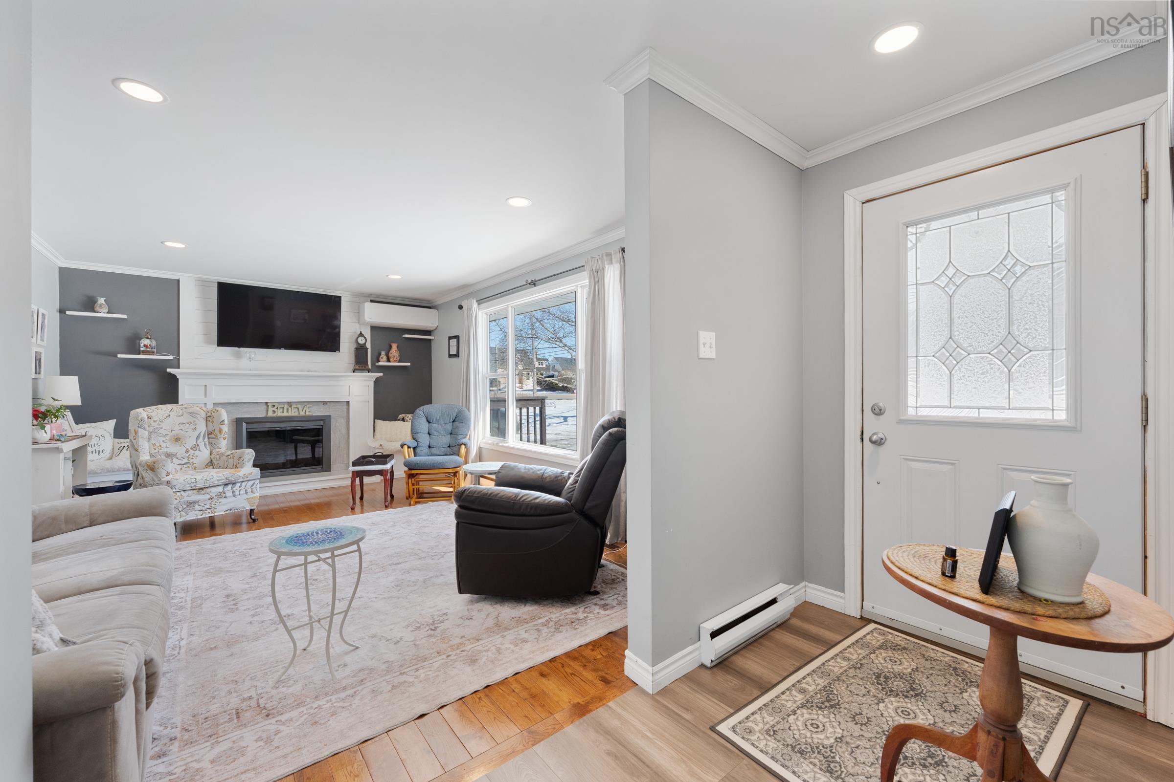 $299,000.00: 585 Highway 340, South Ohio