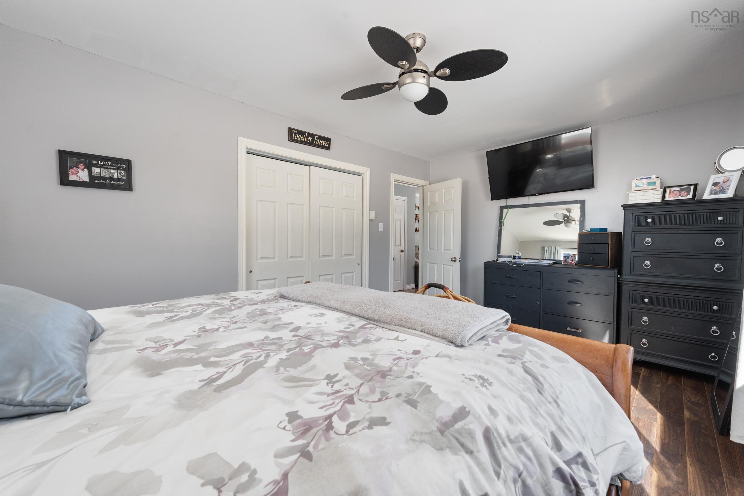 $299,000.00: 585 Highway 340, South Ohio