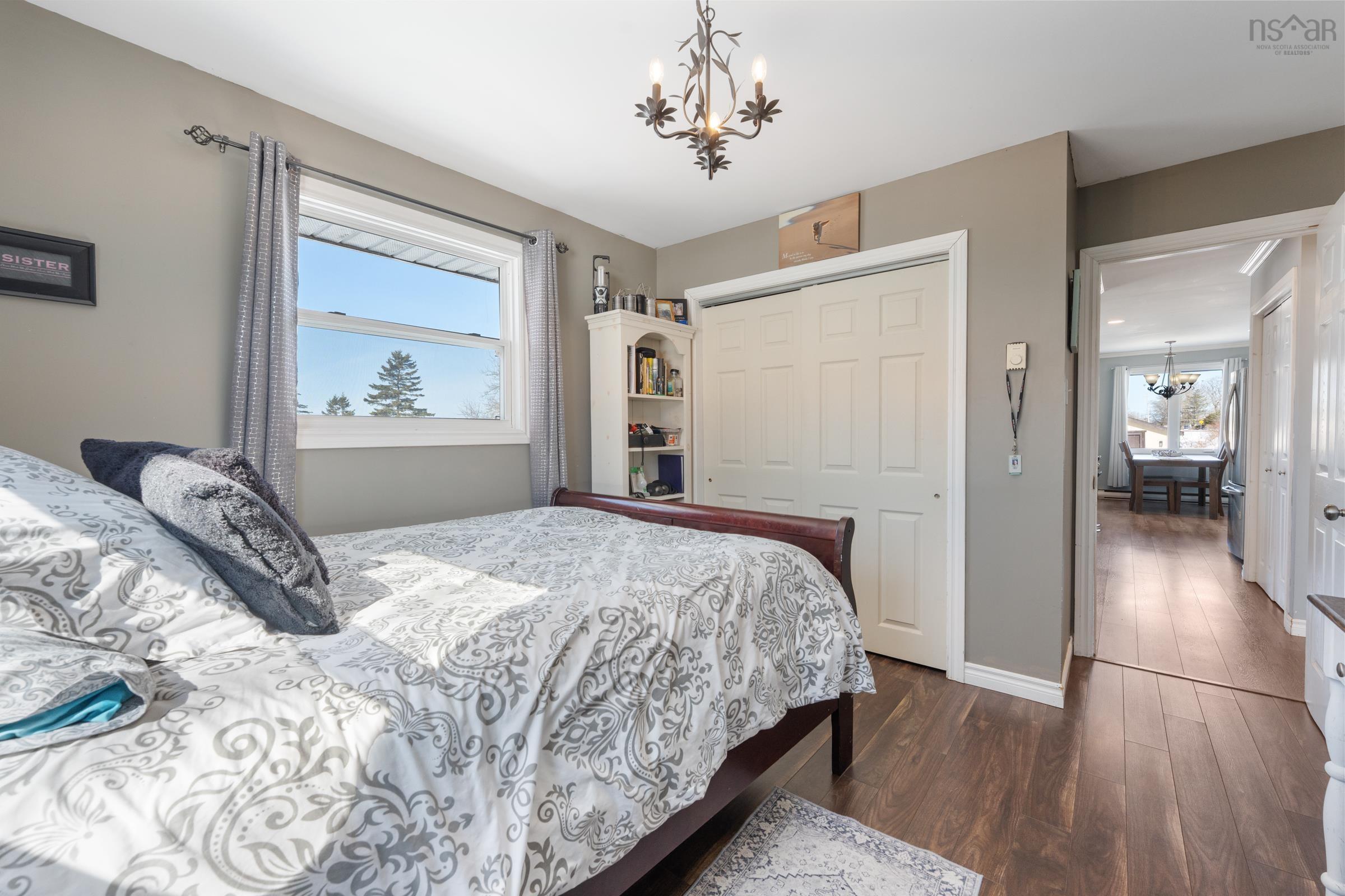 $299,000.00: 585 Highway 340, South Ohio