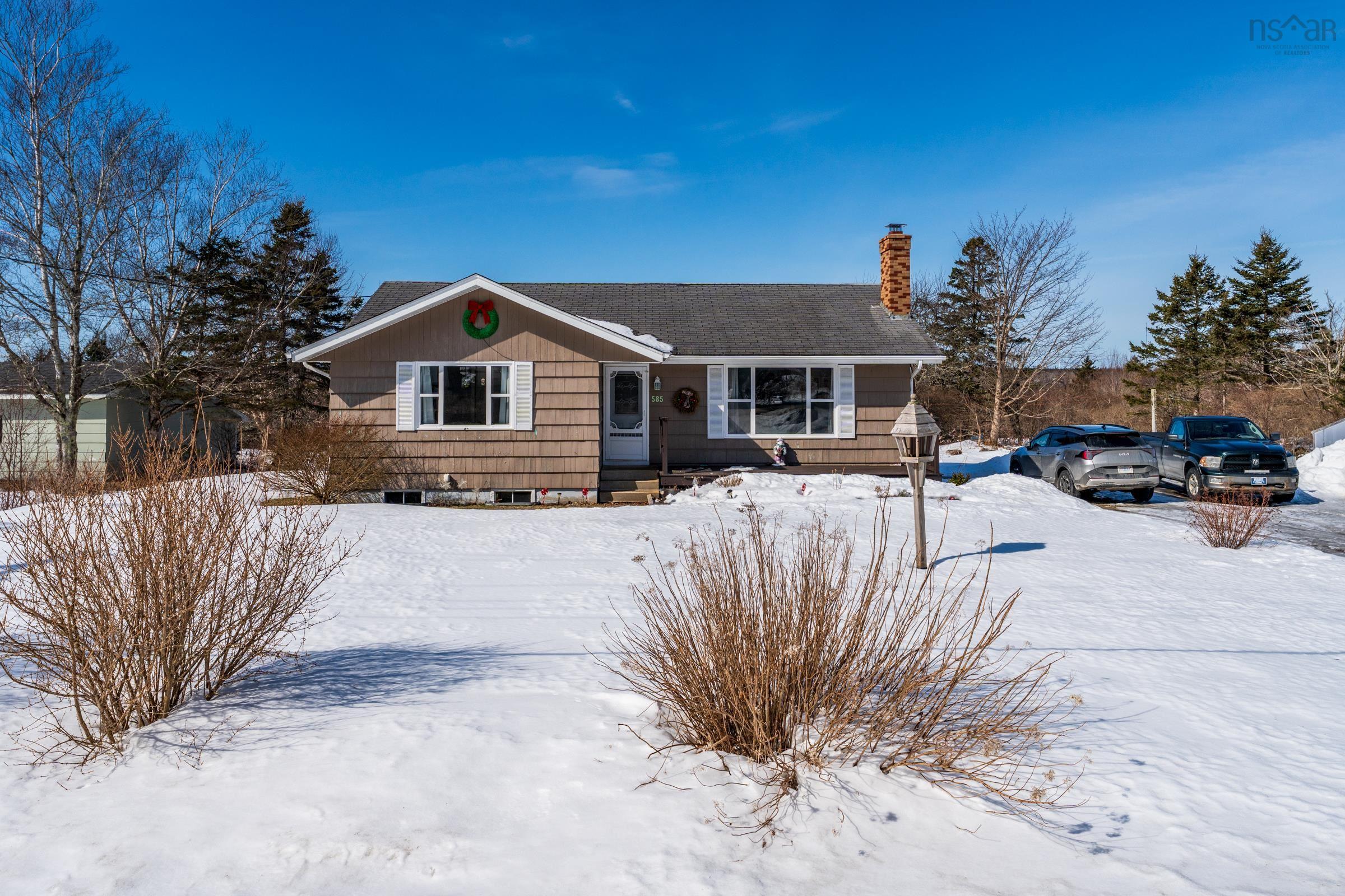 $299,000.00: 585 Highway 340, South Ohio